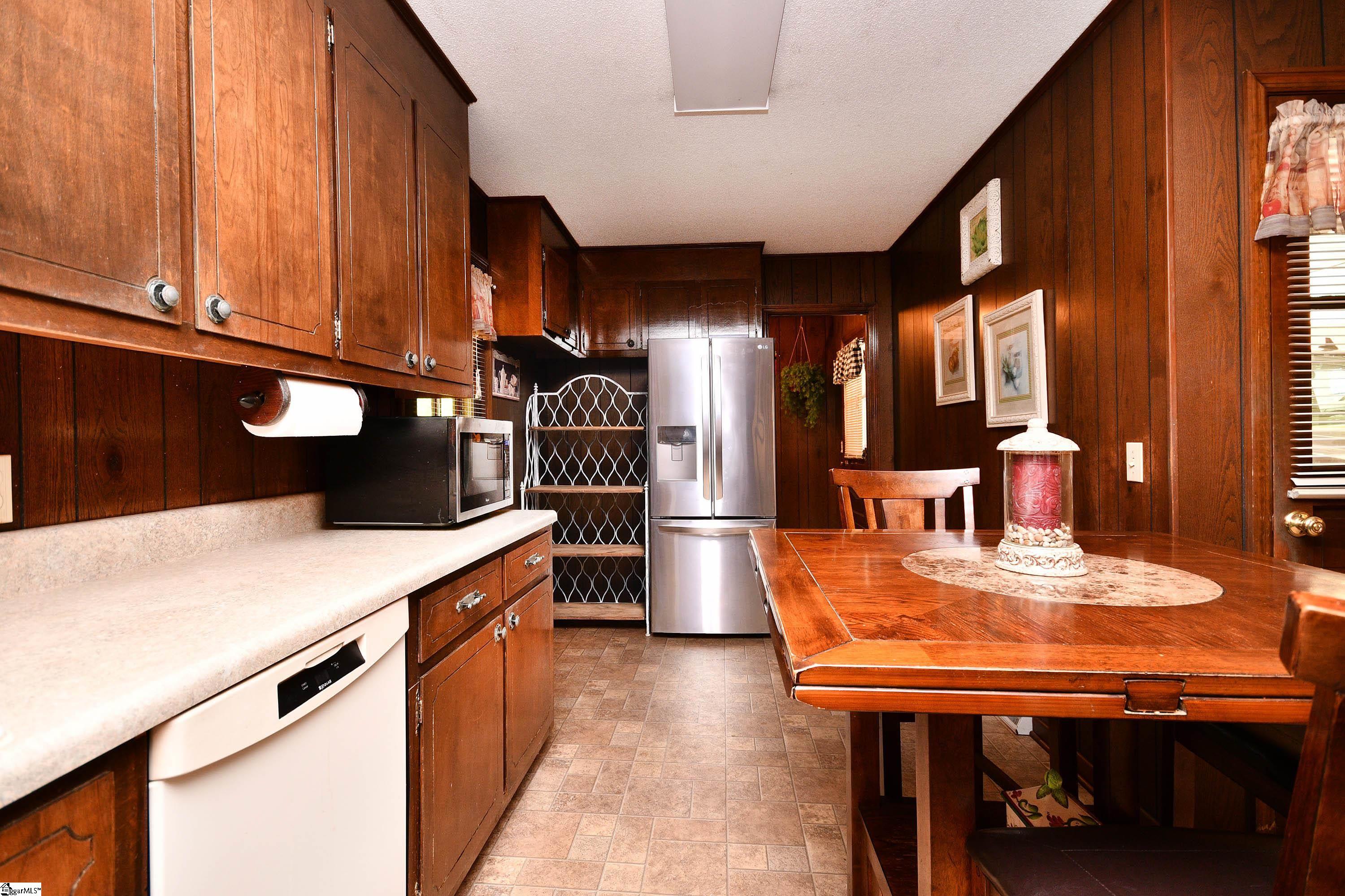 151 Aaron, Six Mile, South Carolina image 21