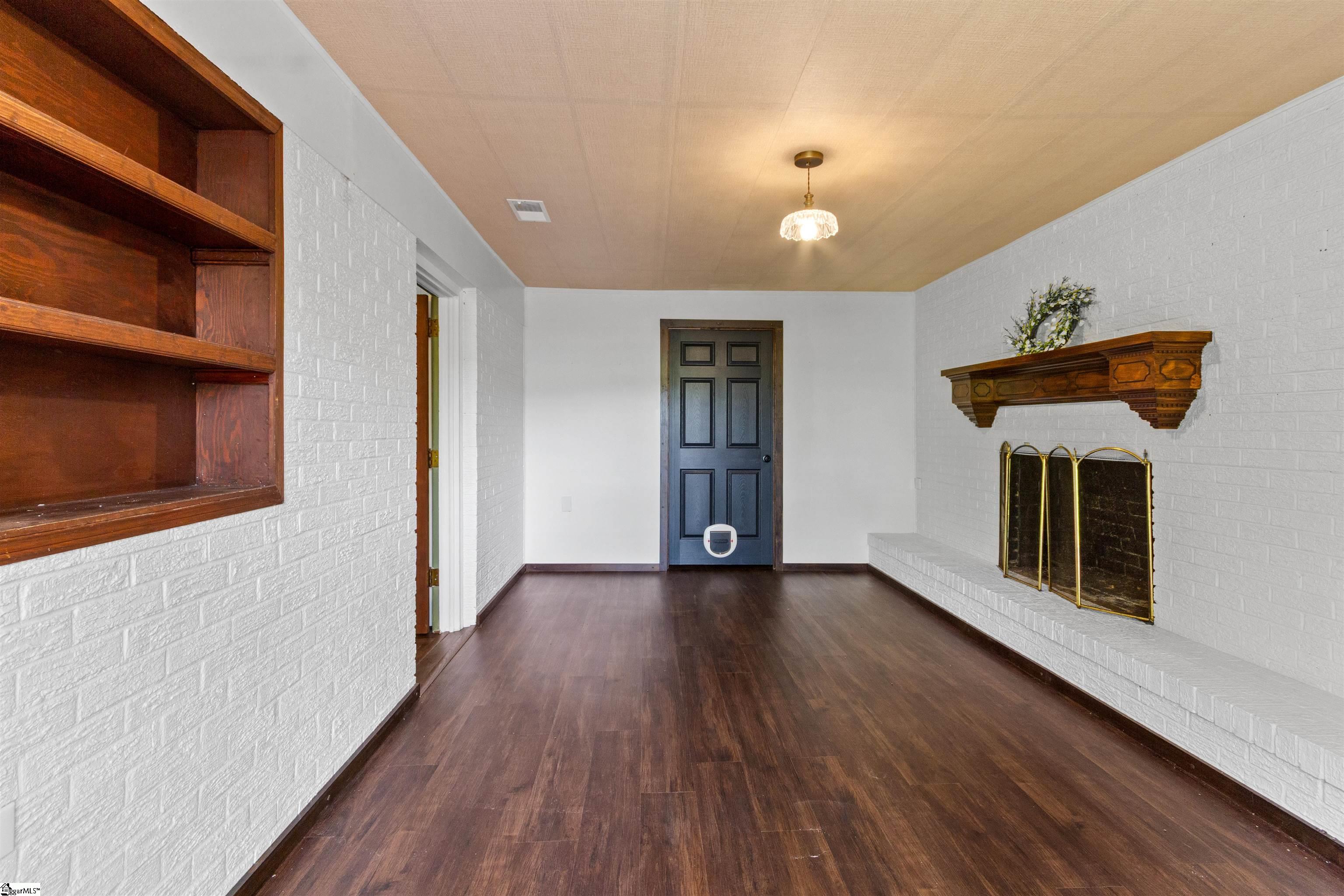 1121 Ireland, Pickens, South Carolina image 16