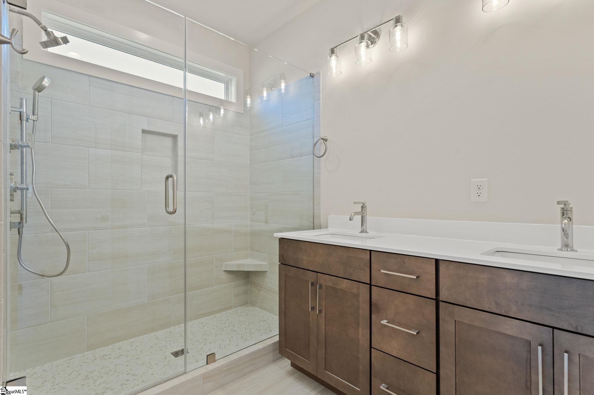 MLS #1557432 image #11