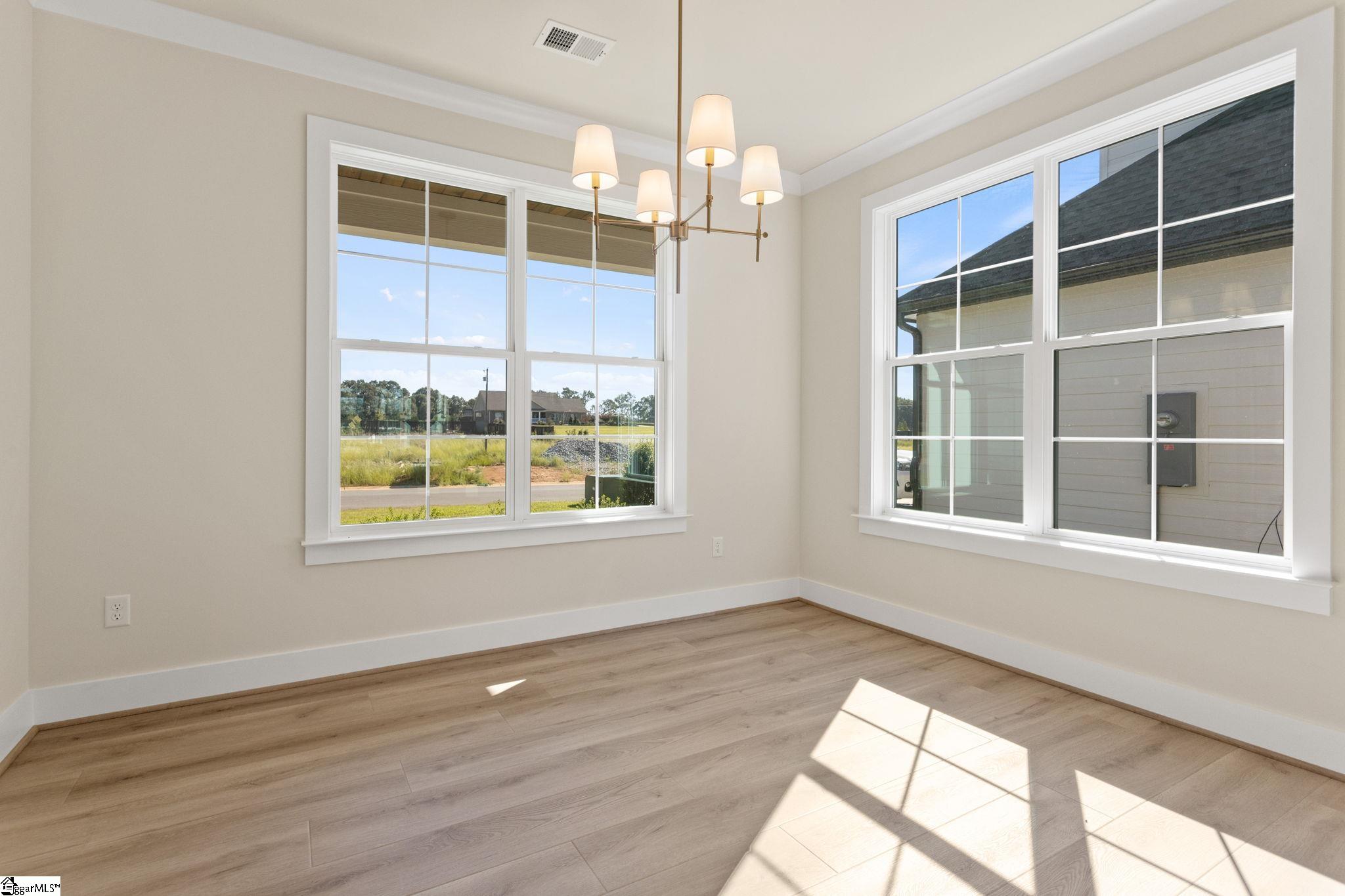 MLS #1557432 image #8