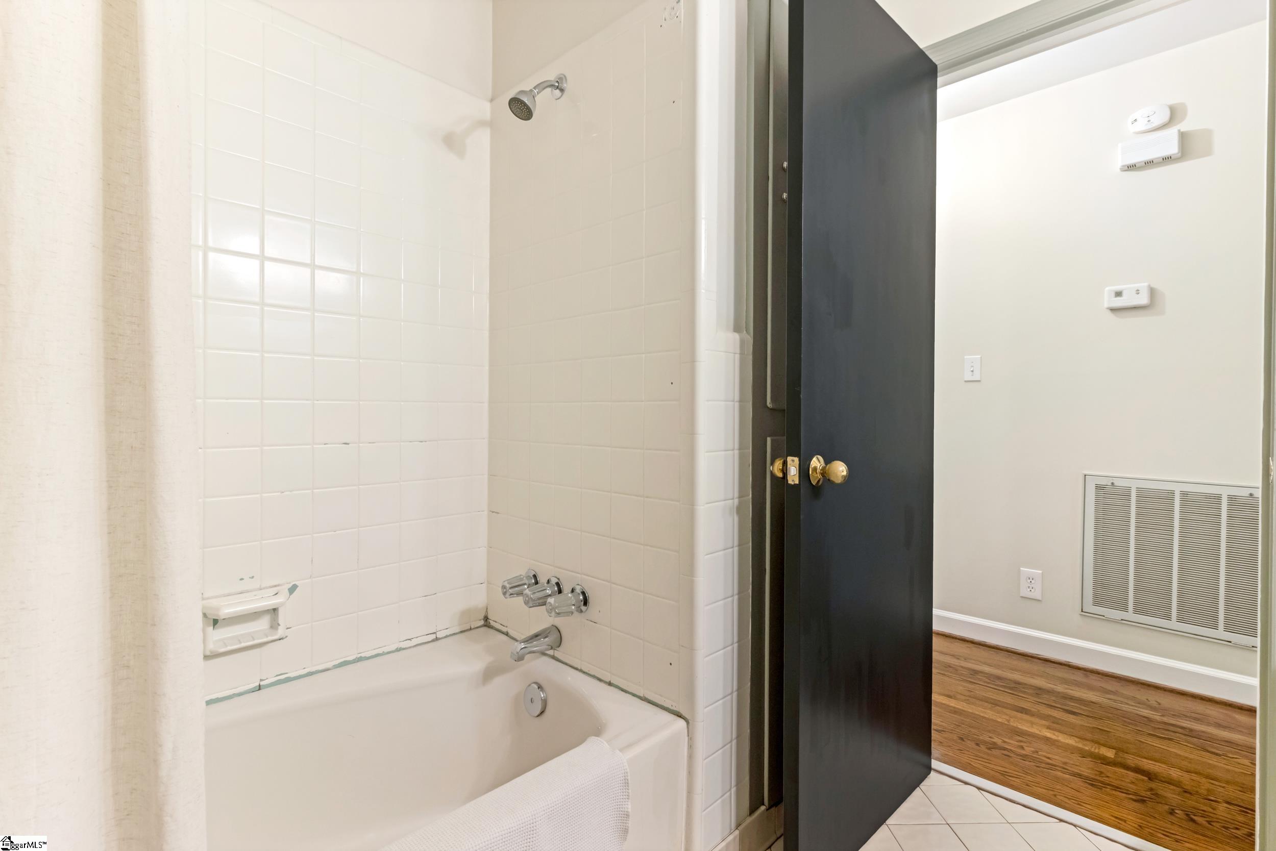 10 Broughton, Greenville, South Carolina image 21