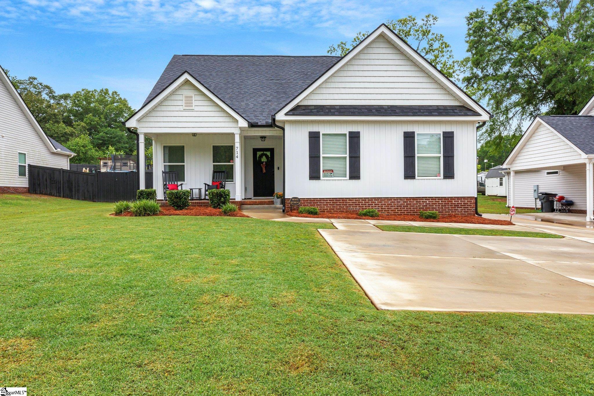 714 Chestnut, Laurens, South Carolina image 1