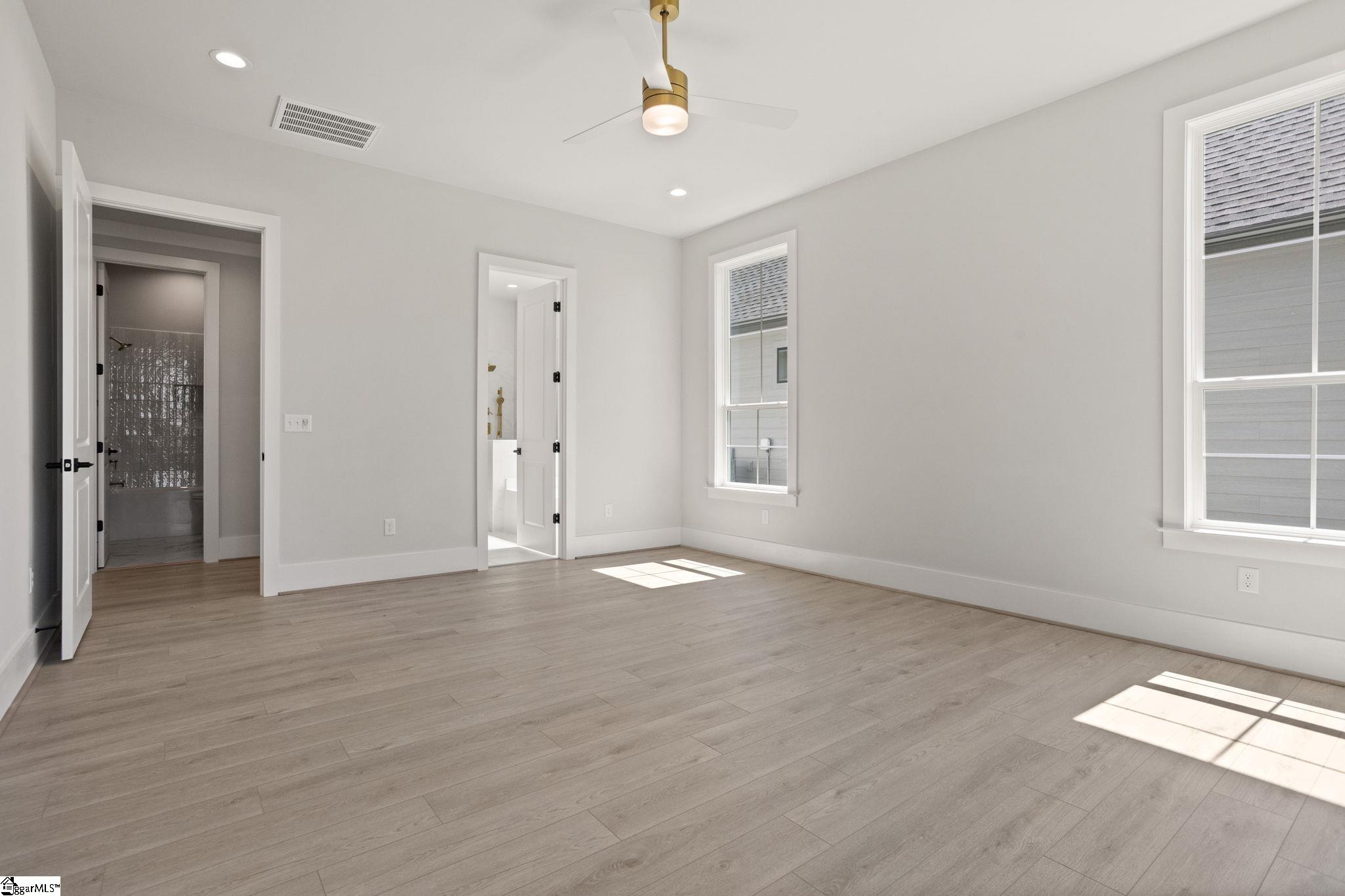 MLS #1557488 image #12