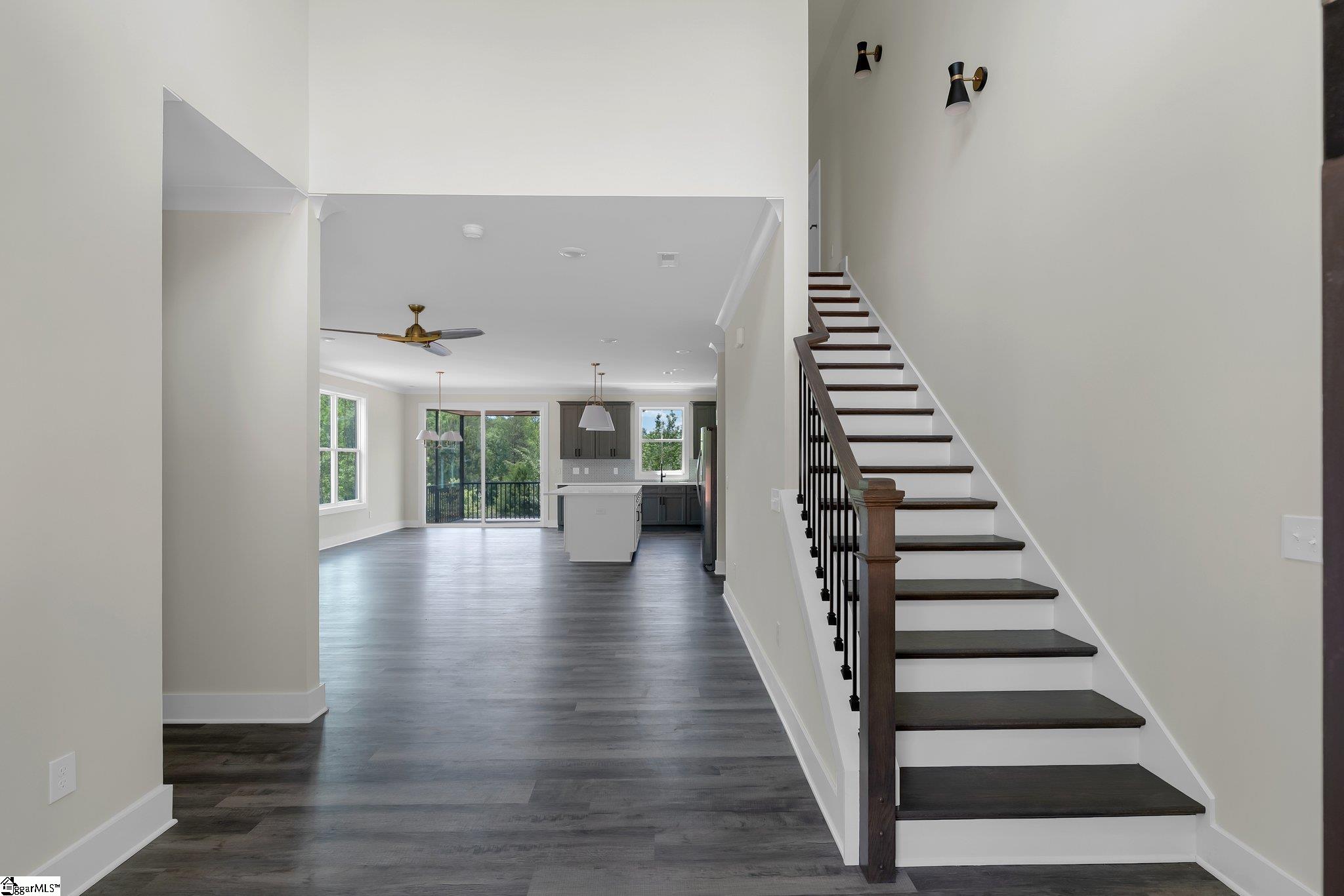 15 Burns, Travelers Rest, South Carolina image 3
