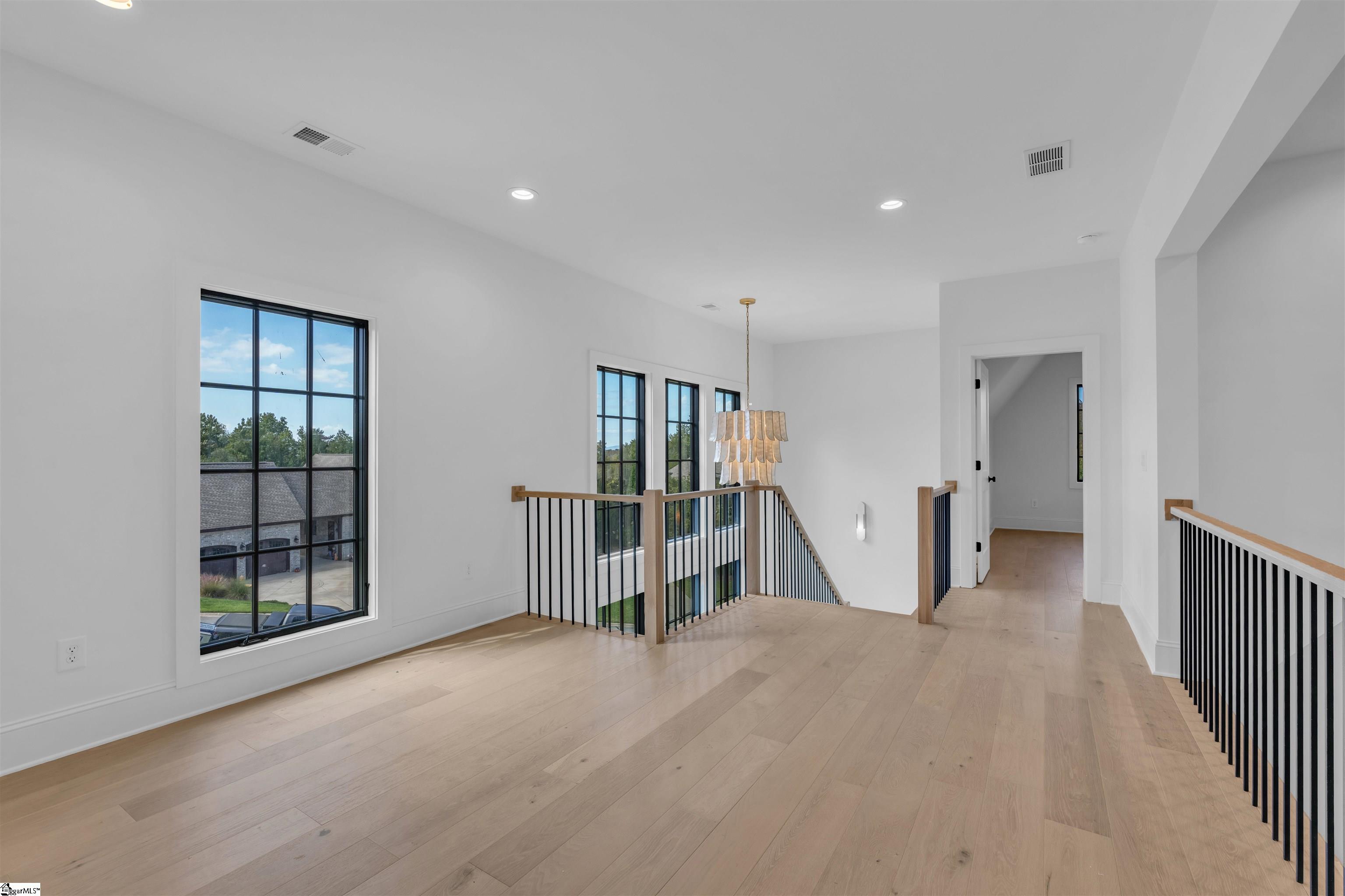 MLS #1557532 image #16