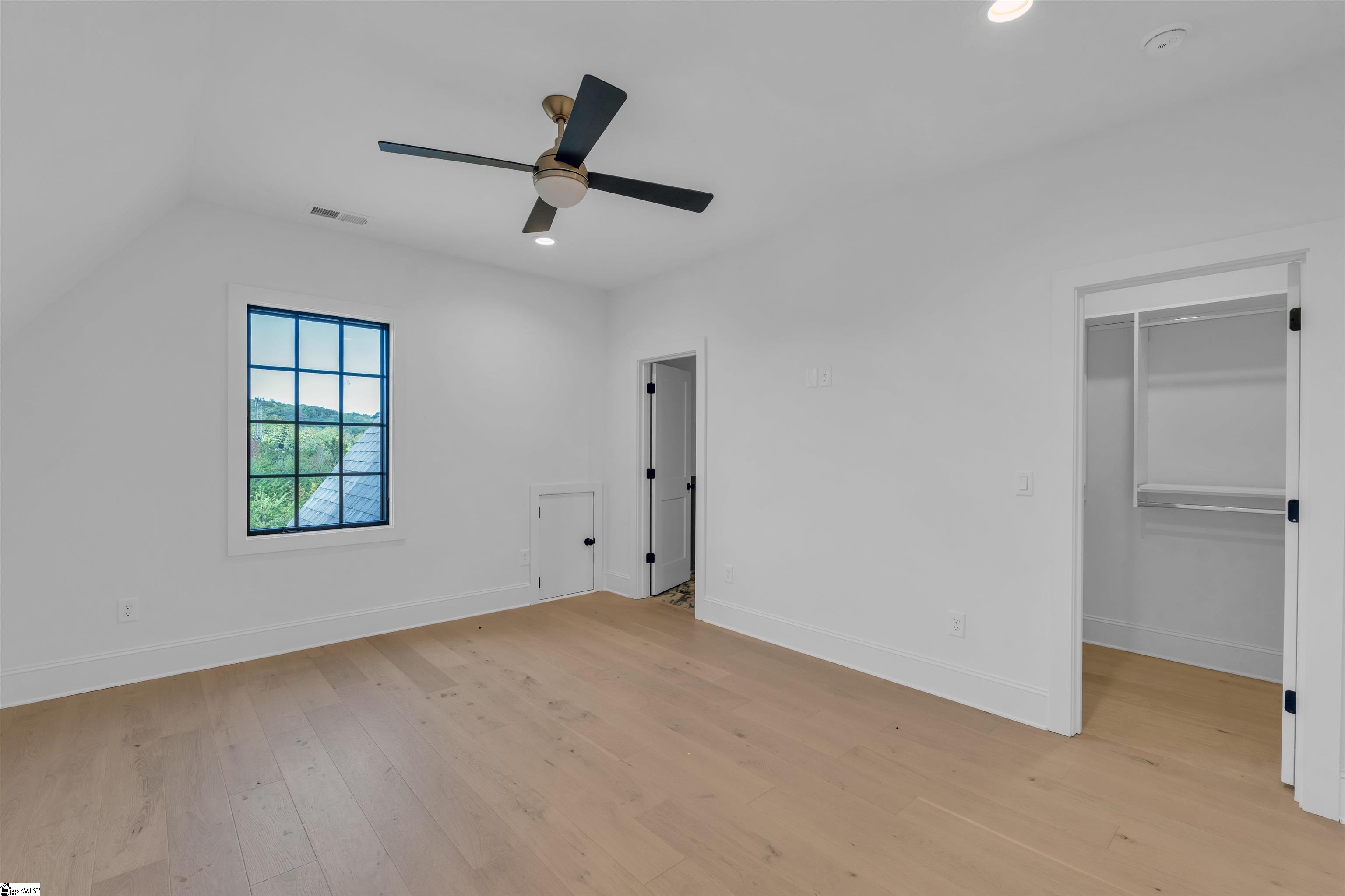 MLS #1557532 image #17