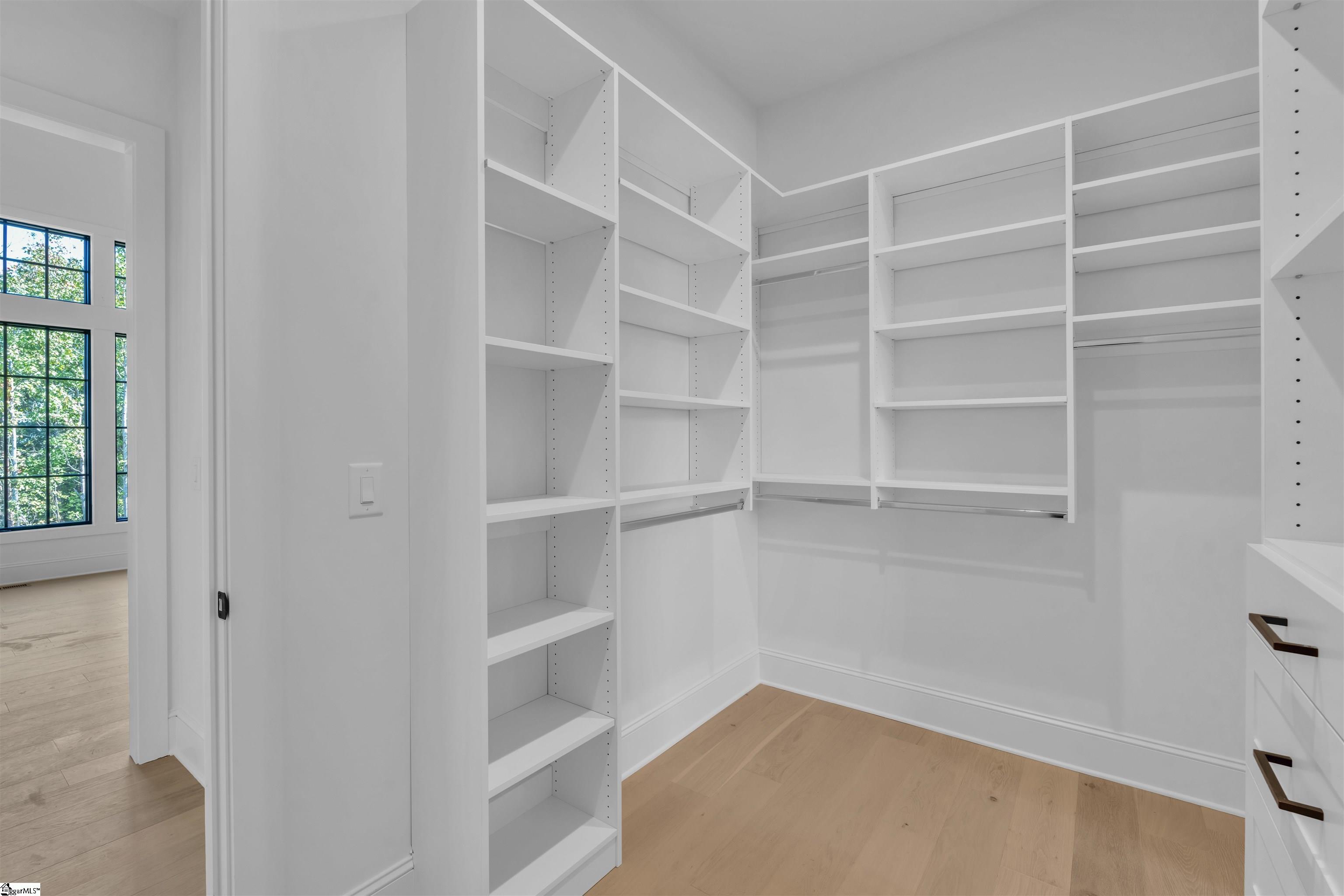 MLS #1557532 image #22