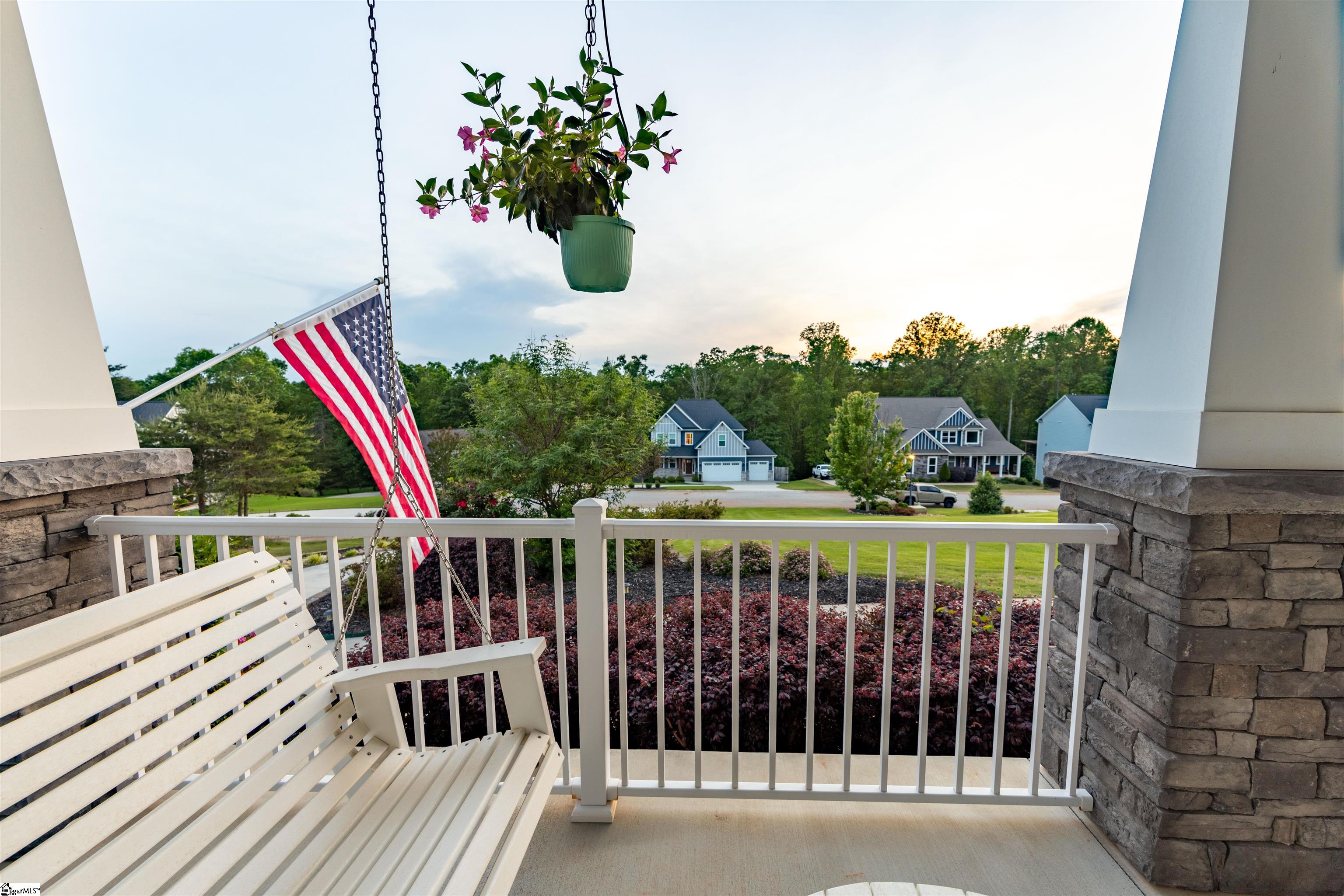 59 Setting Sun, Travelers Rest, South Carolina image 3