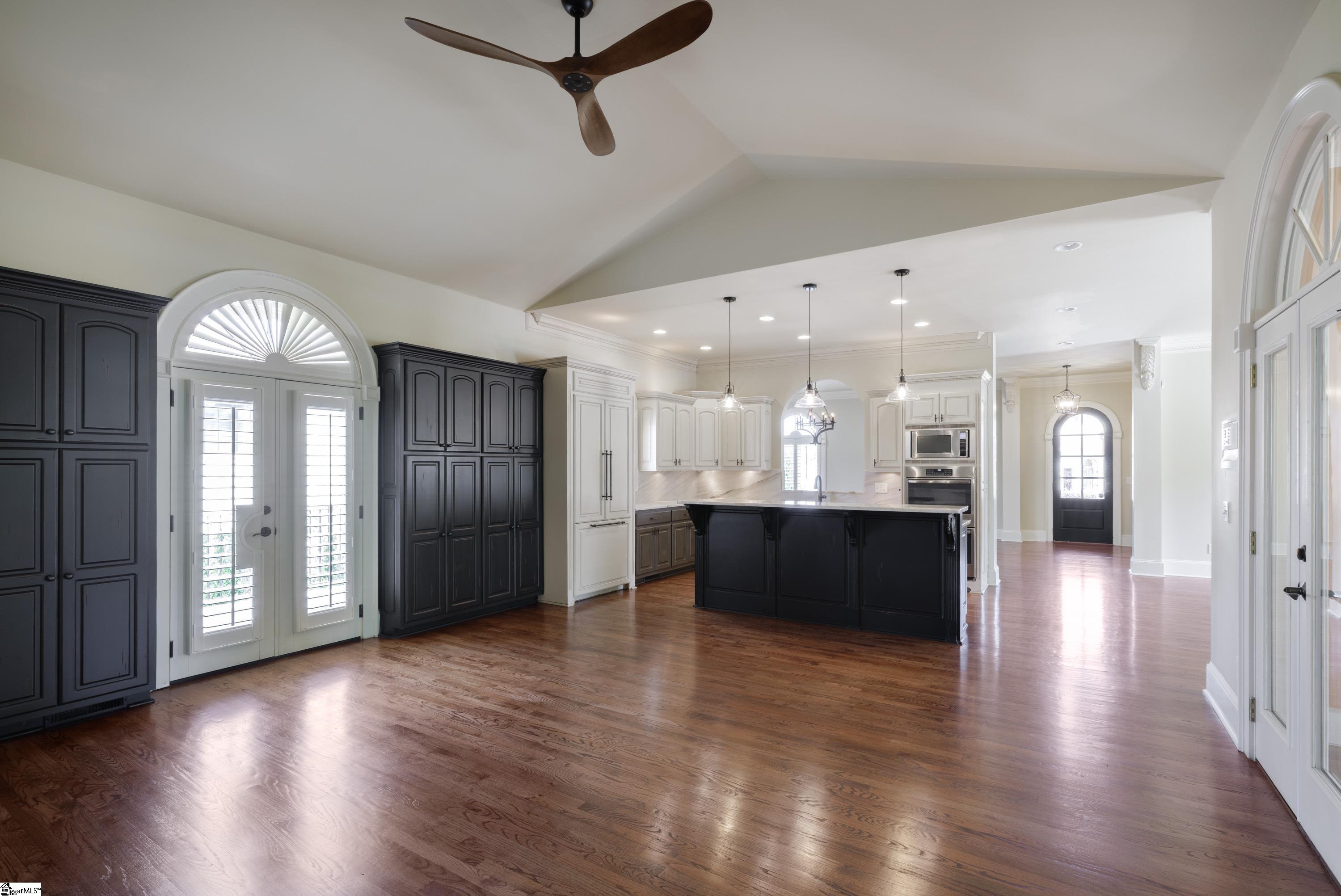 1 Chianti, Greenville, South Carolina image 14