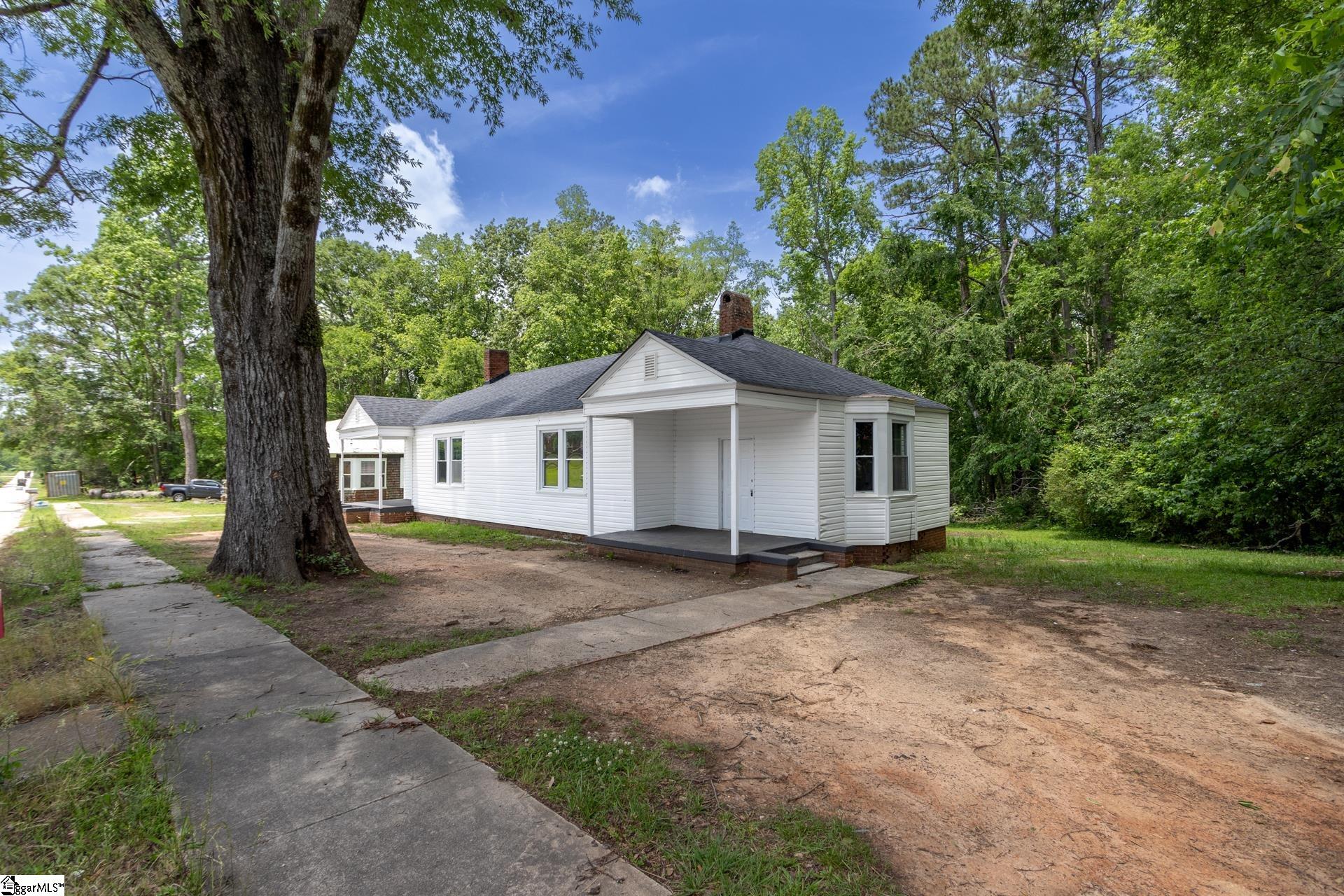 900 Milton, Joanna, South Carolina image 2