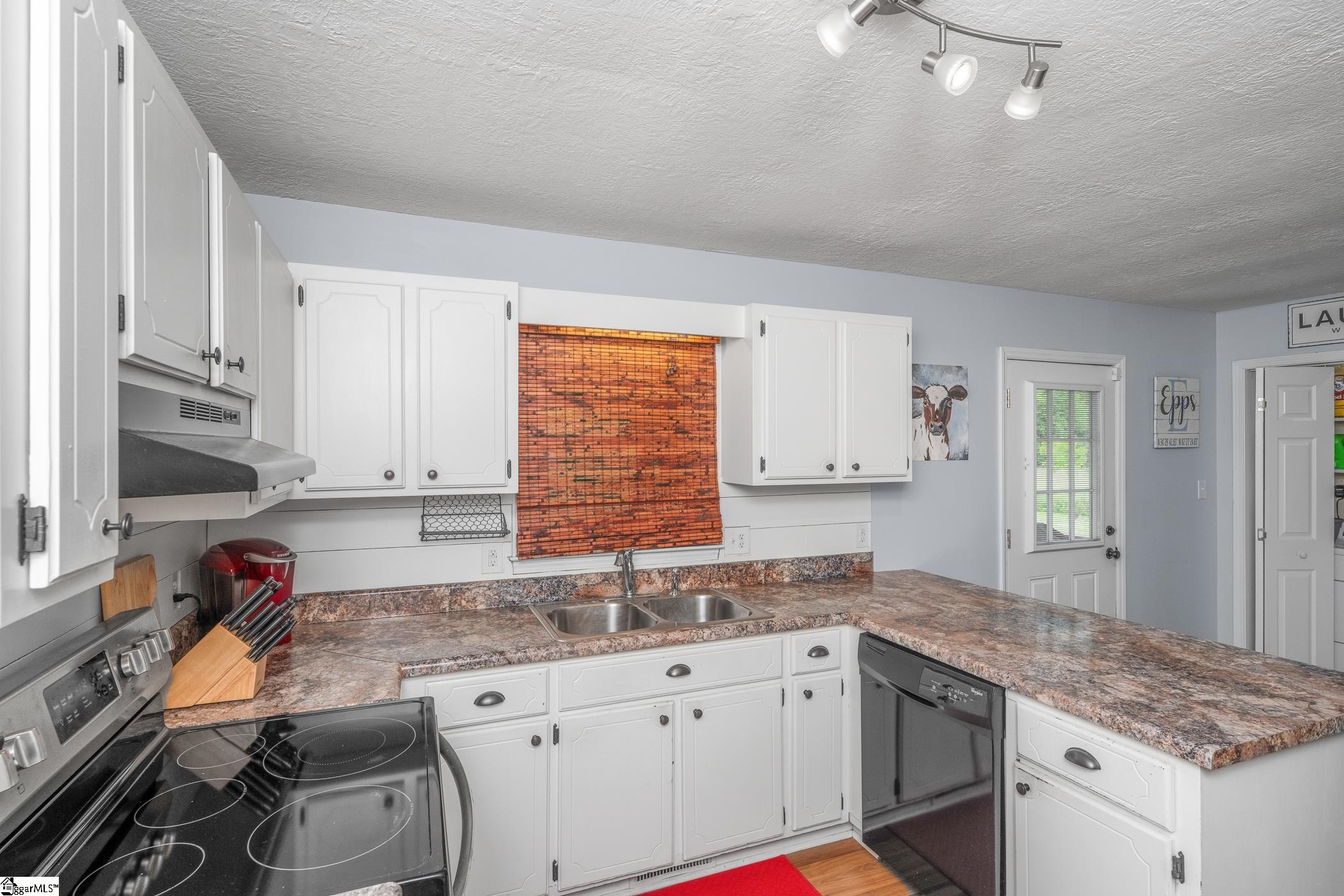 1011 Campbell, Belton, South Carolina image 15