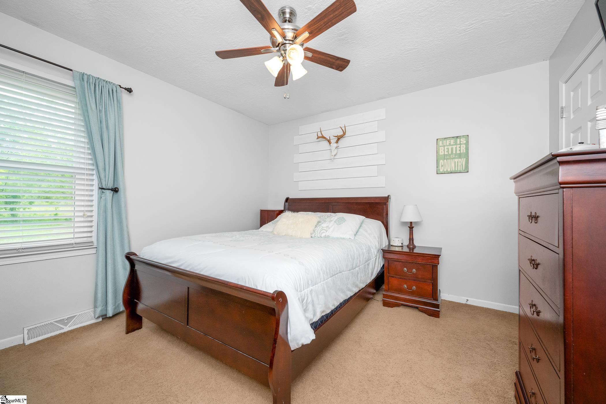 1011 Campbell, Belton, South Carolina image 17