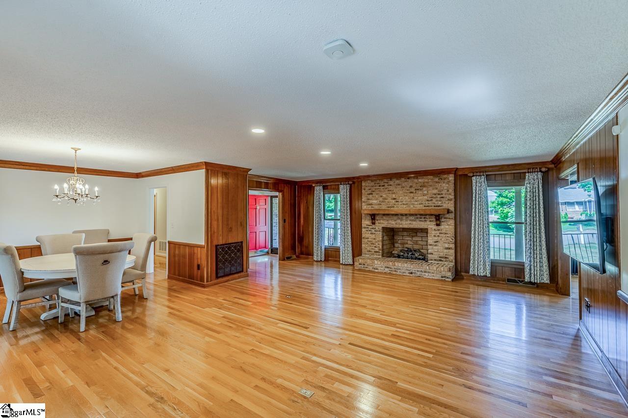 2 Meredith, Greenville, South Carolina image 13