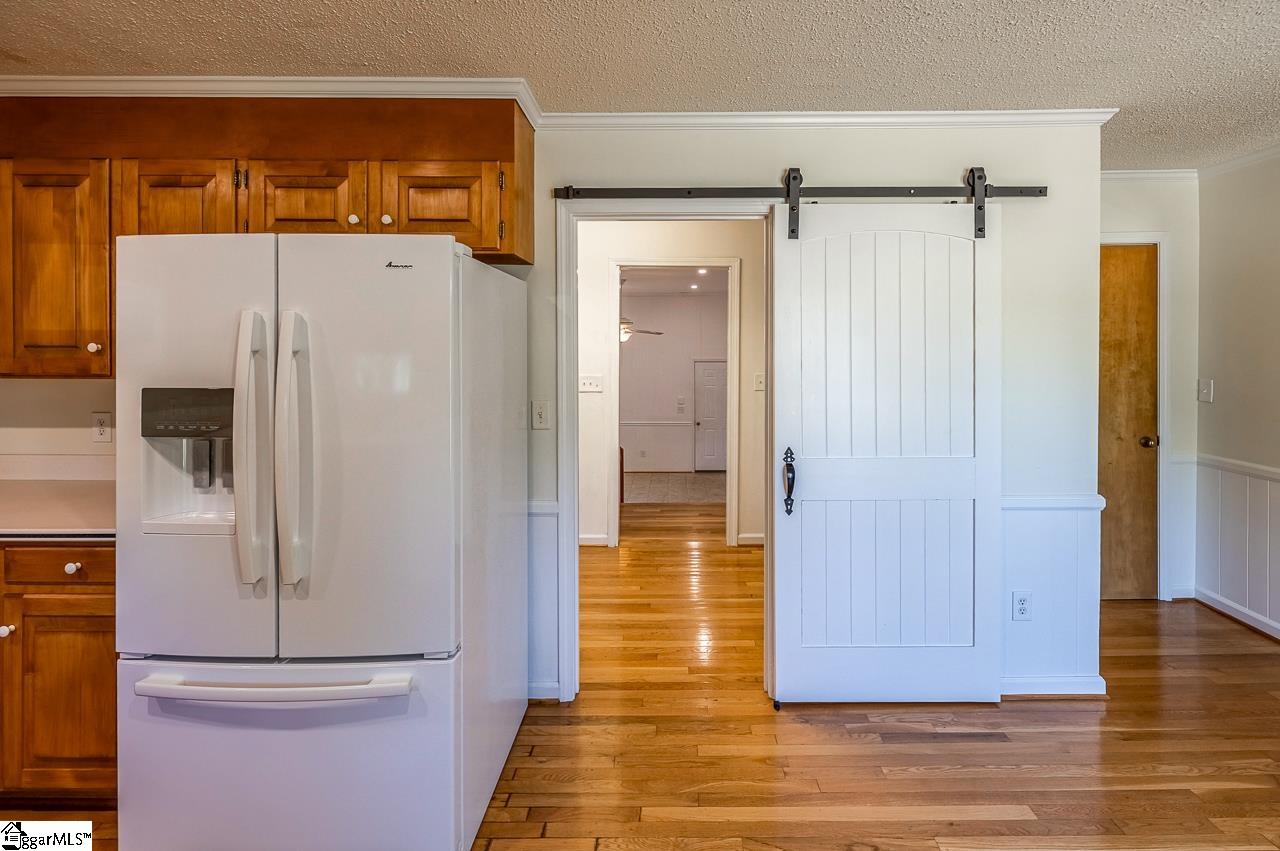 2 Meredith, Greenville, South Carolina image 19