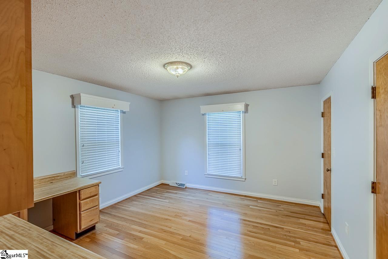 2 Meredith, Greenville, South Carolina image 24