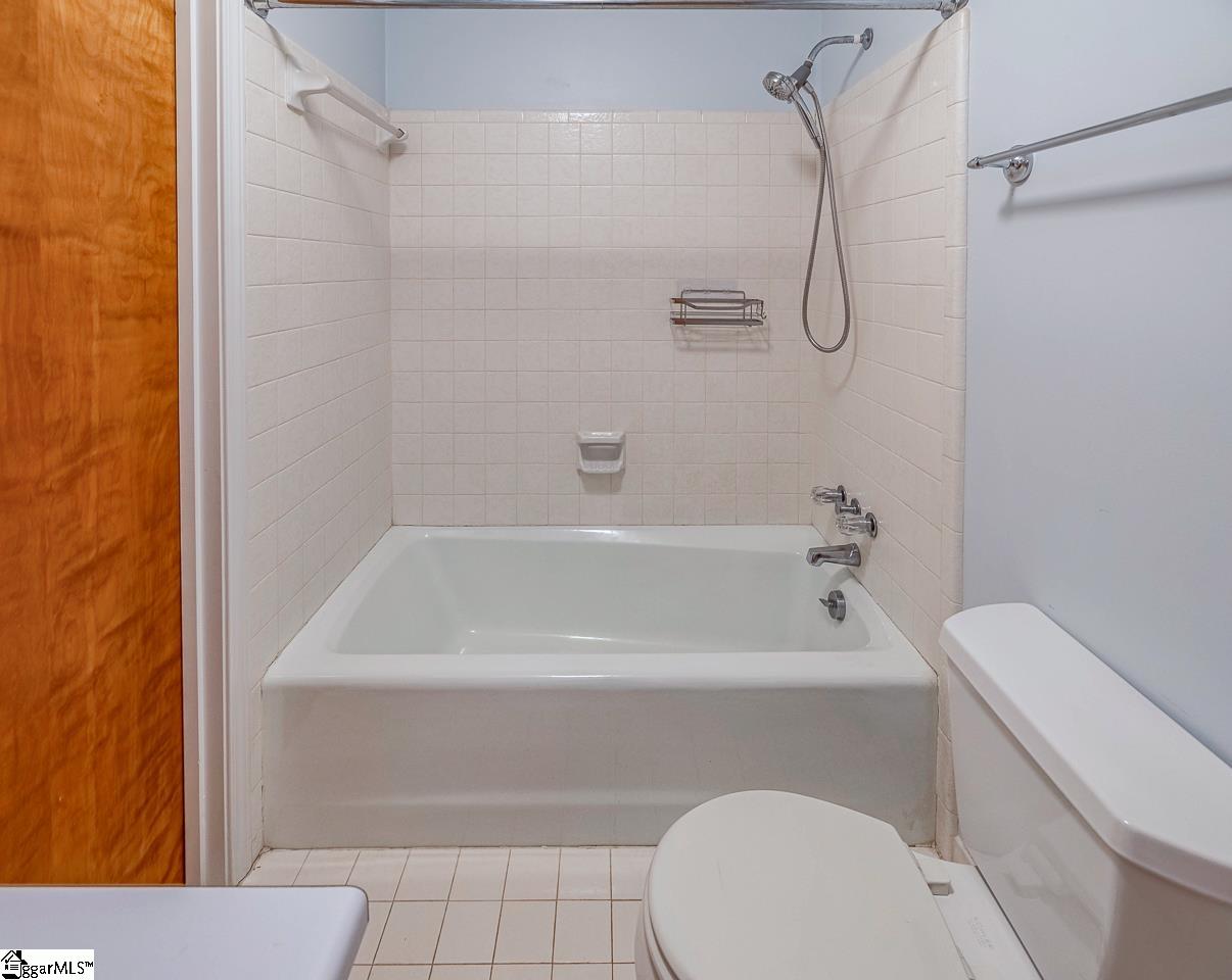 2 Meredith, Greenville, South Carolina image 26