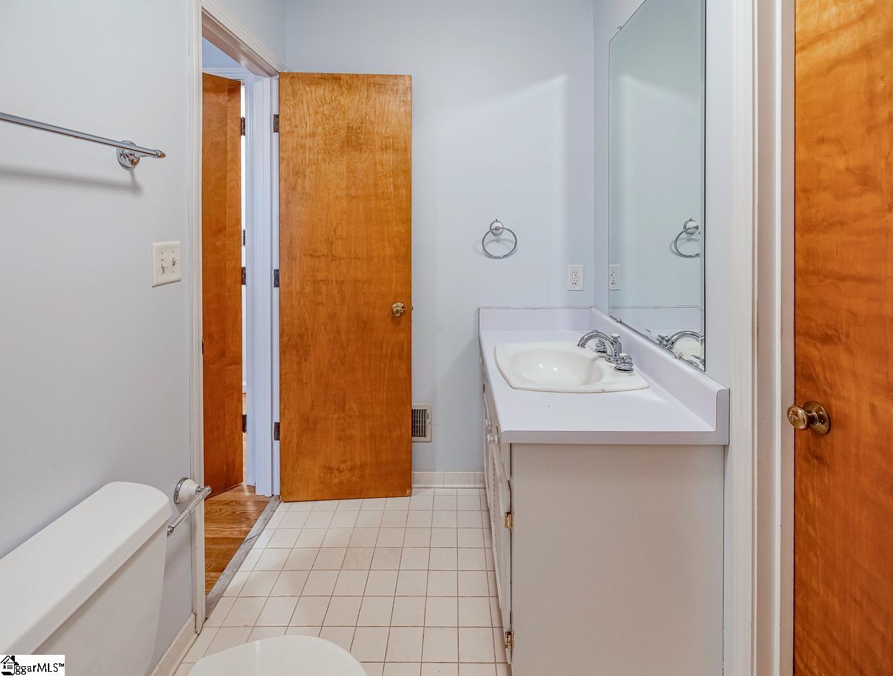 2 Meredith, Greenville, South Carolina image 27