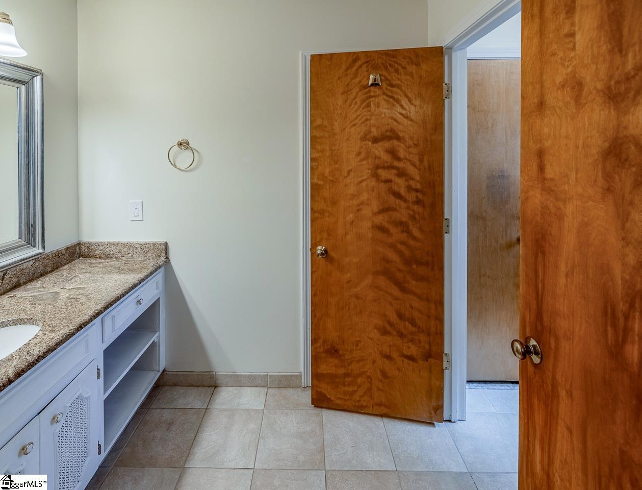 2 Meredith, Greenville, South Carolina image 29