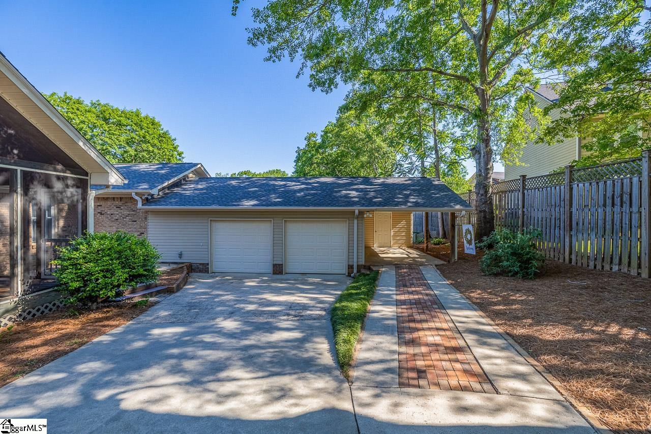 2 Meredith, Greenville, South Carolina image 43