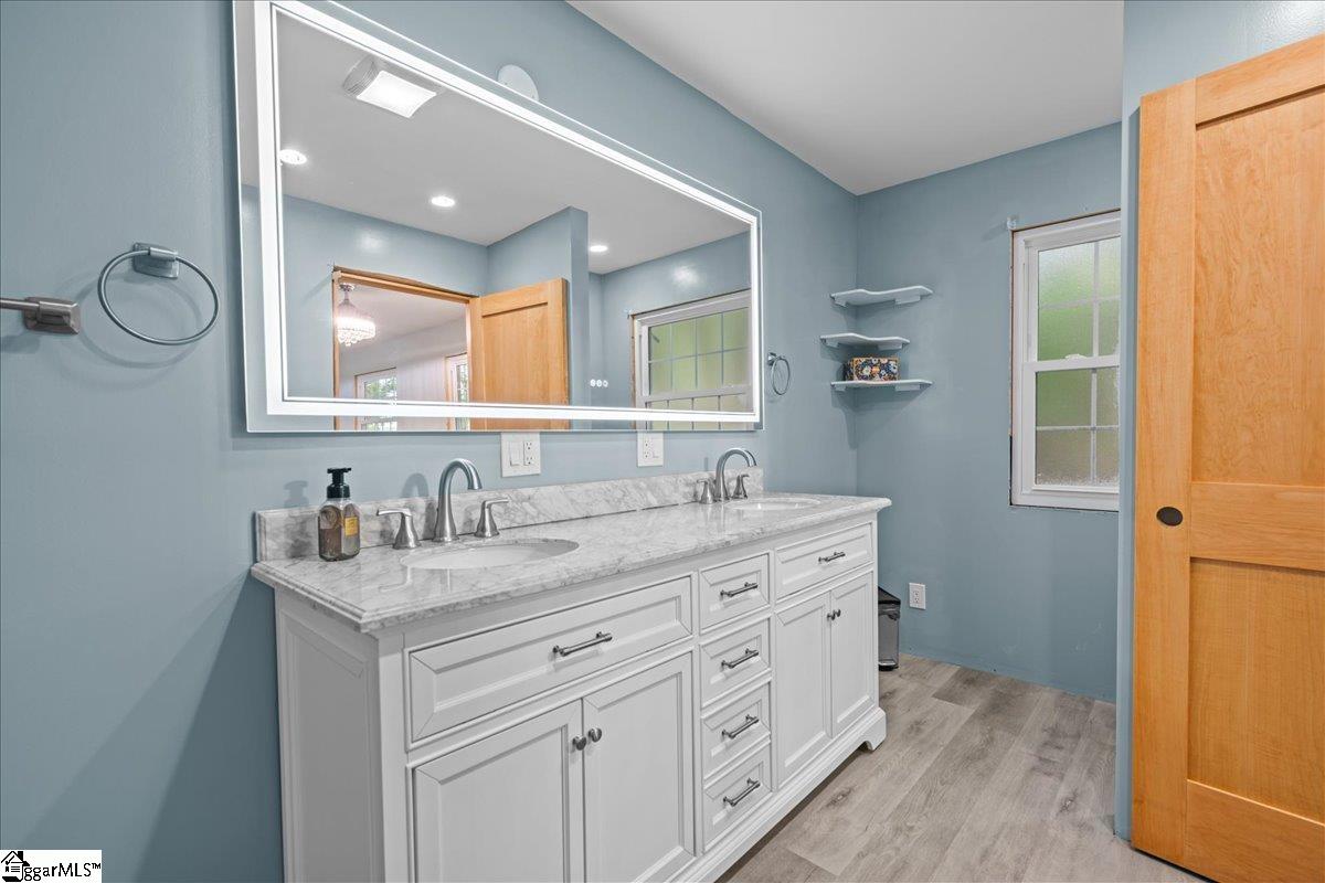 MLS #1557783 image #11