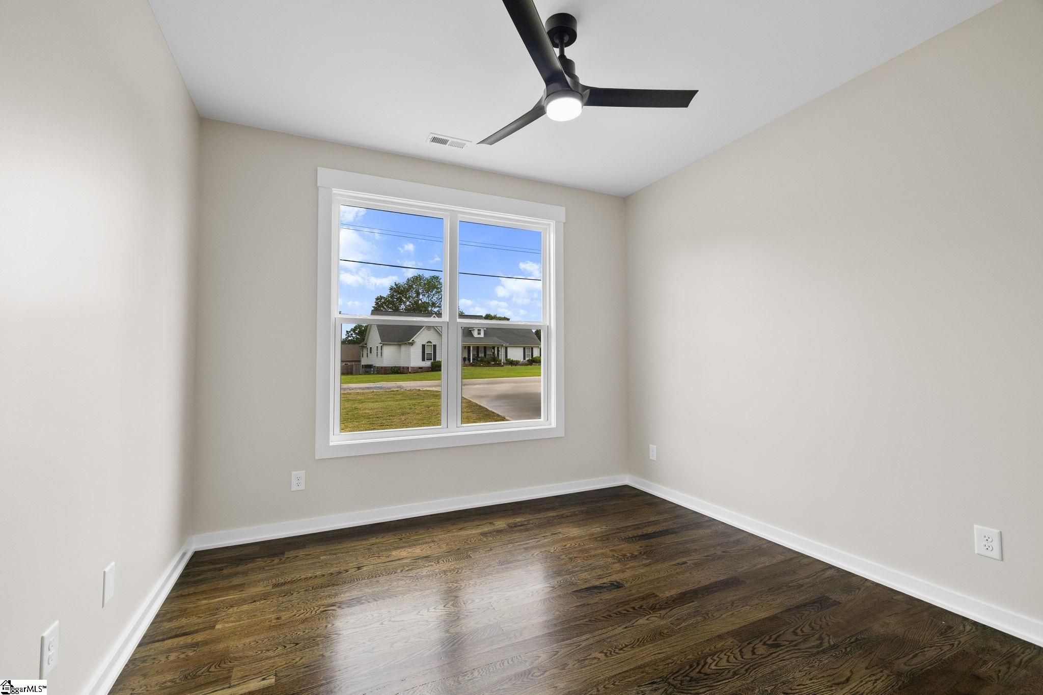 1047 Ansel School, Greer, South Carolina image 19