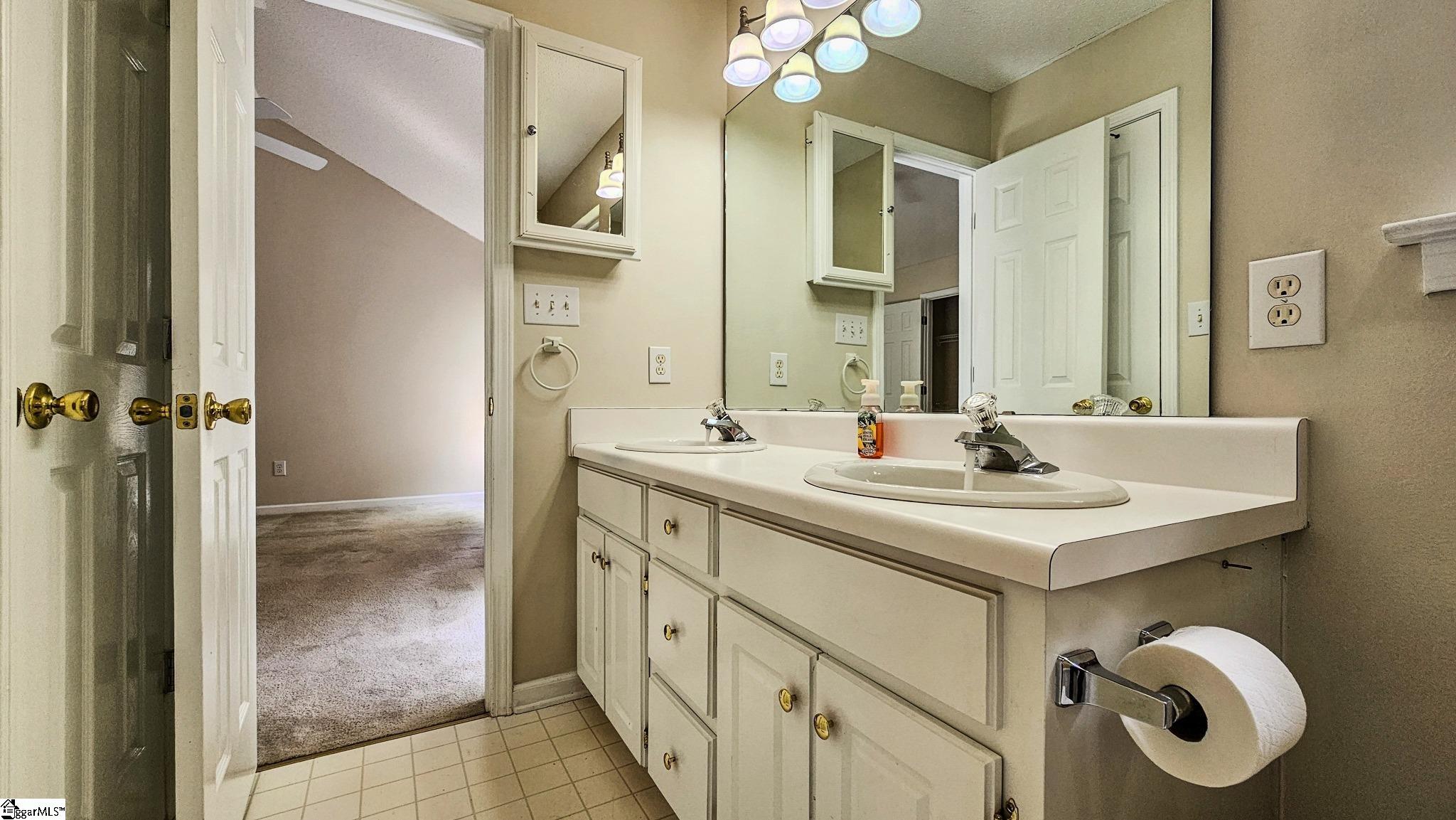 116 Oak Ridge, Greenwood, South Carolina image 13