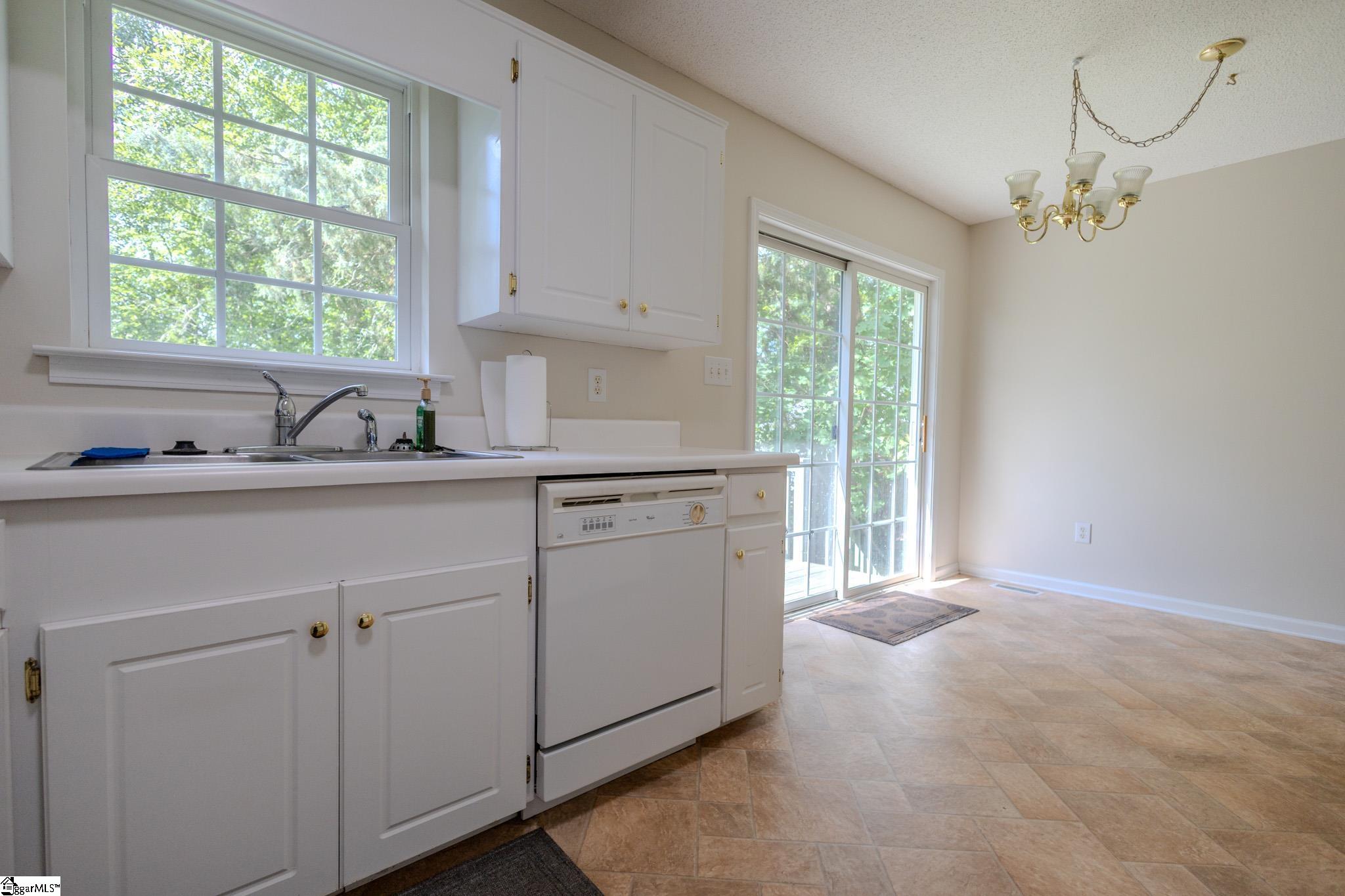 116 Oak Ridge, Greenwood, South Carolina image 5