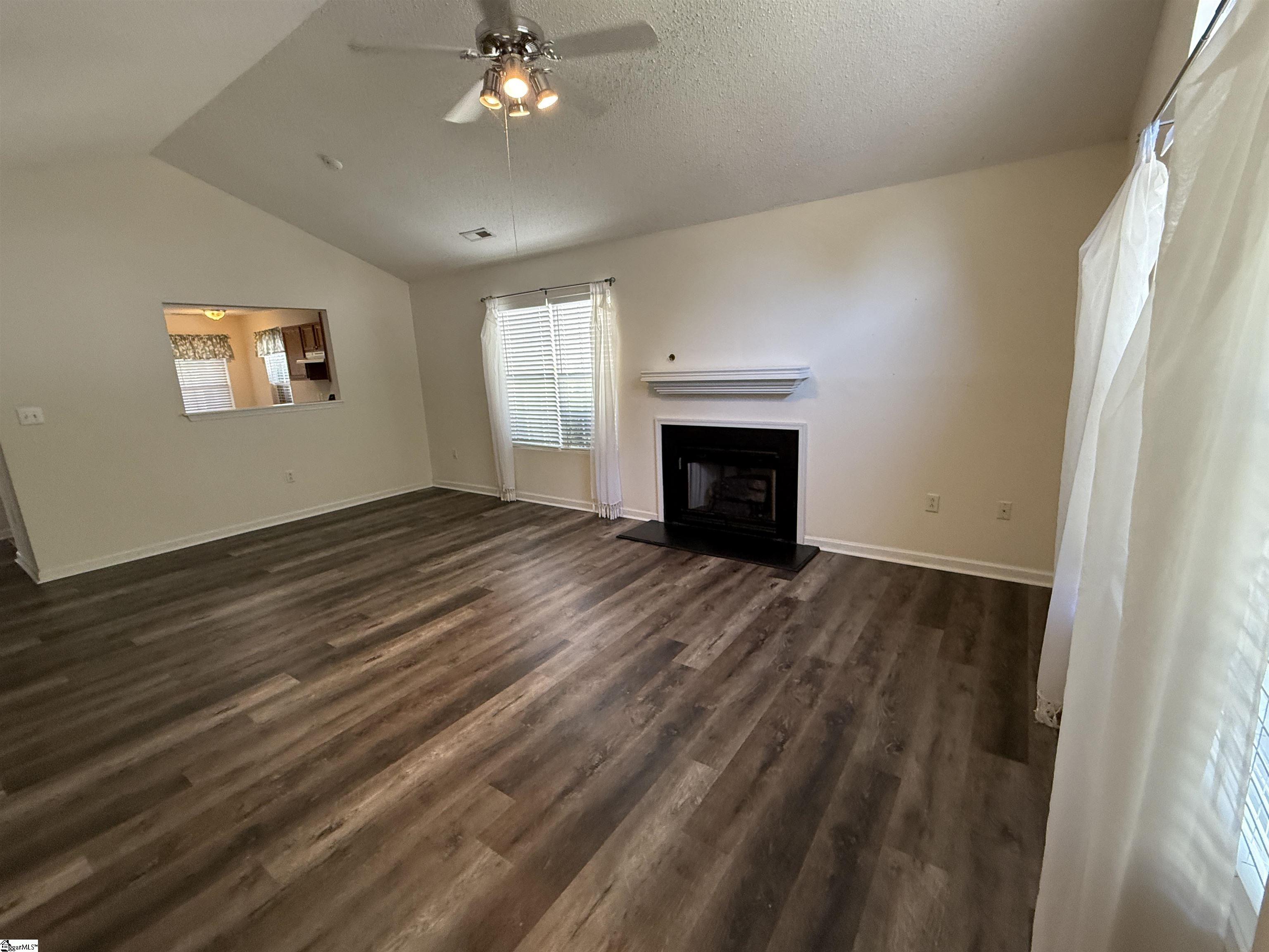 306 Woodruff Park, Simpsonville, South Carolina image 2