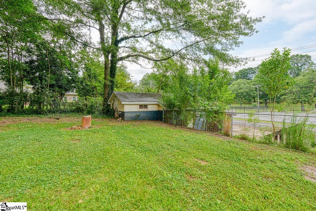 521 S Limestone, Gaffney, South Carolina image 41