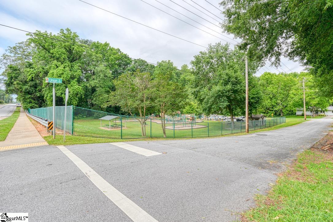 521 S Limestone, Gaffney, South Carolina image 45