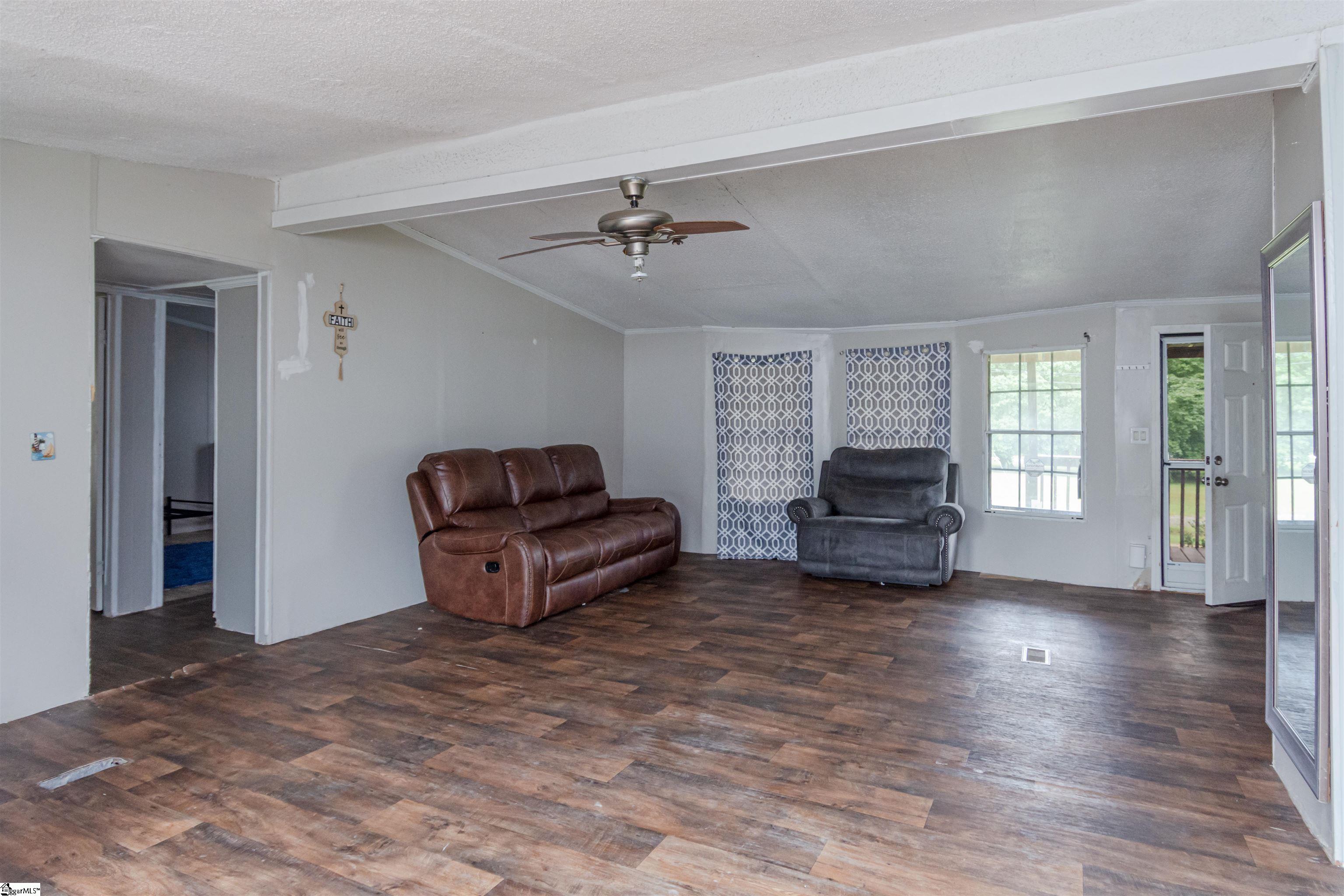 95 Madden, Clinton, South Carolina image 4
