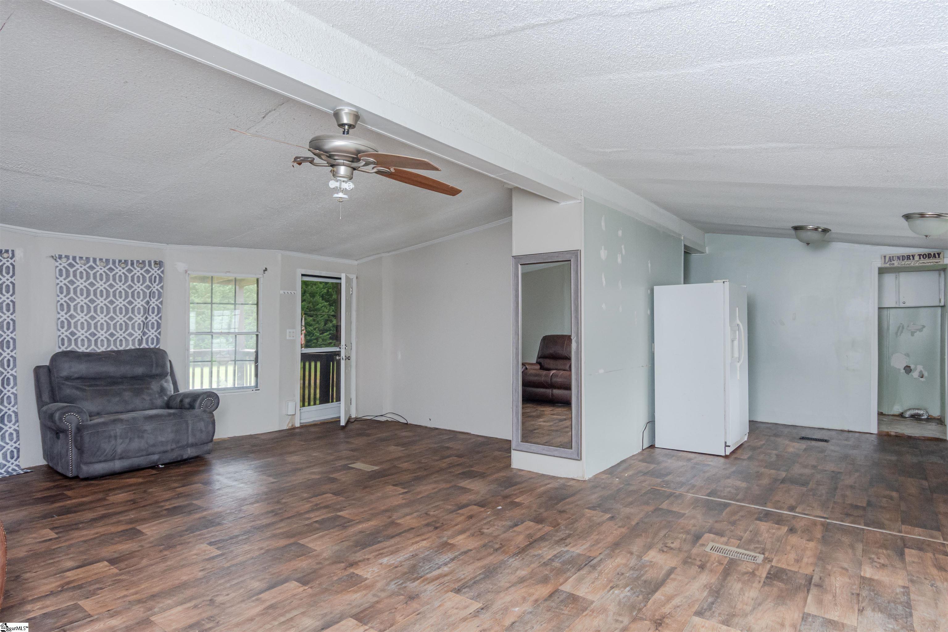 95 Madden, Clinton, South Carolina image 5