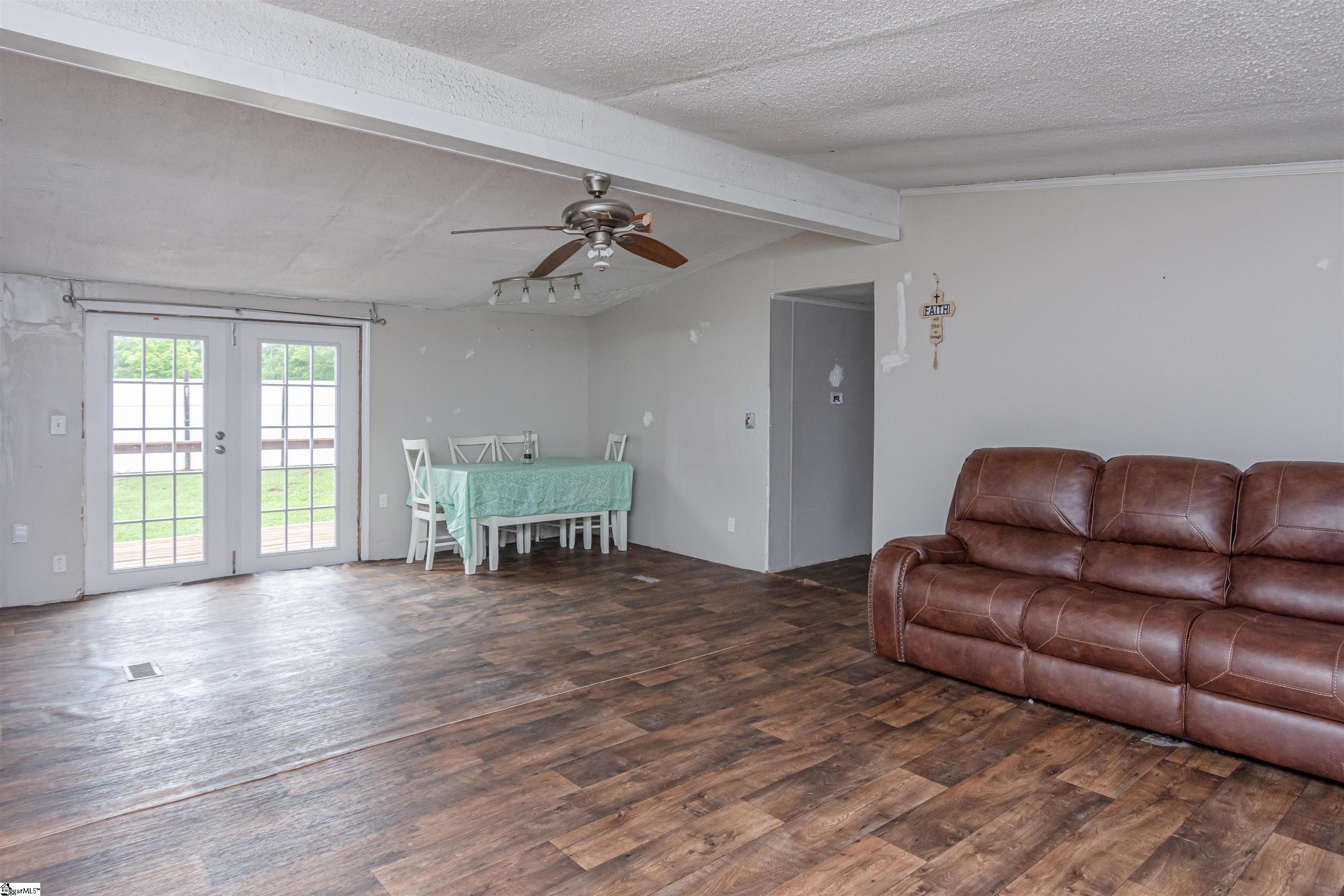 95 Madden, Clinton, South Carolina image 6