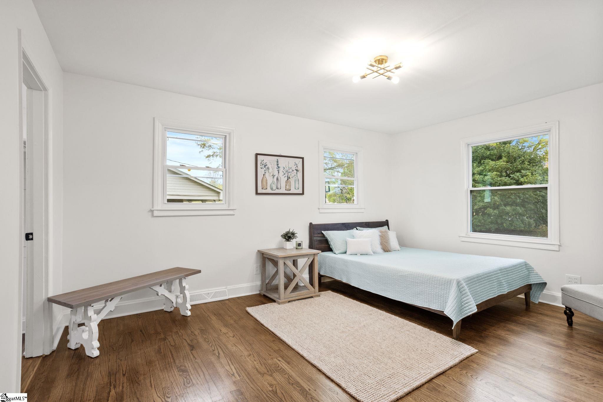 26 Dagenham, Greenville, South Carolina image 21