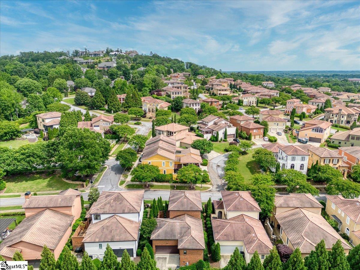 2 Arezzo, Greenville, South Carolina image 35