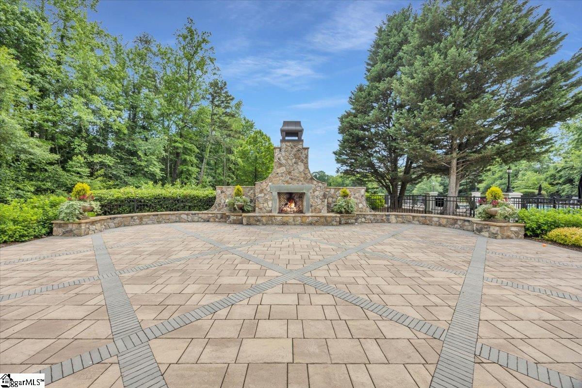 2 Arezzo, Greenville, South Carolina image 42