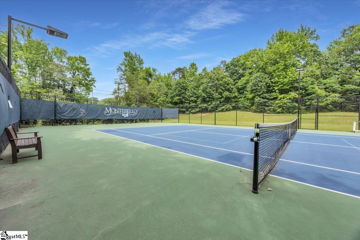 2 Arezzo, Greenville, South Carolina image 44