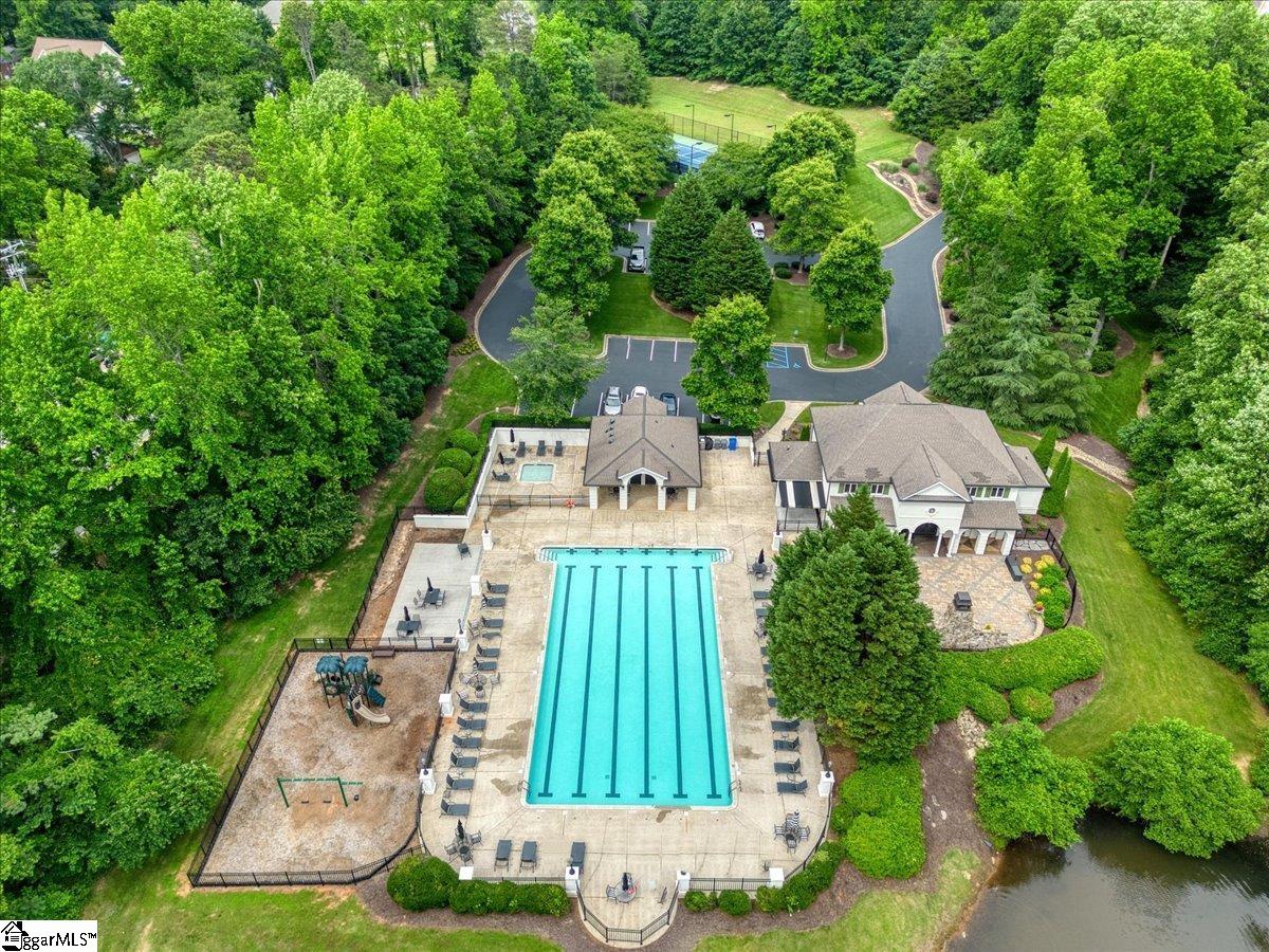 2 Arezzo, Greenville, South Carolina image 45
