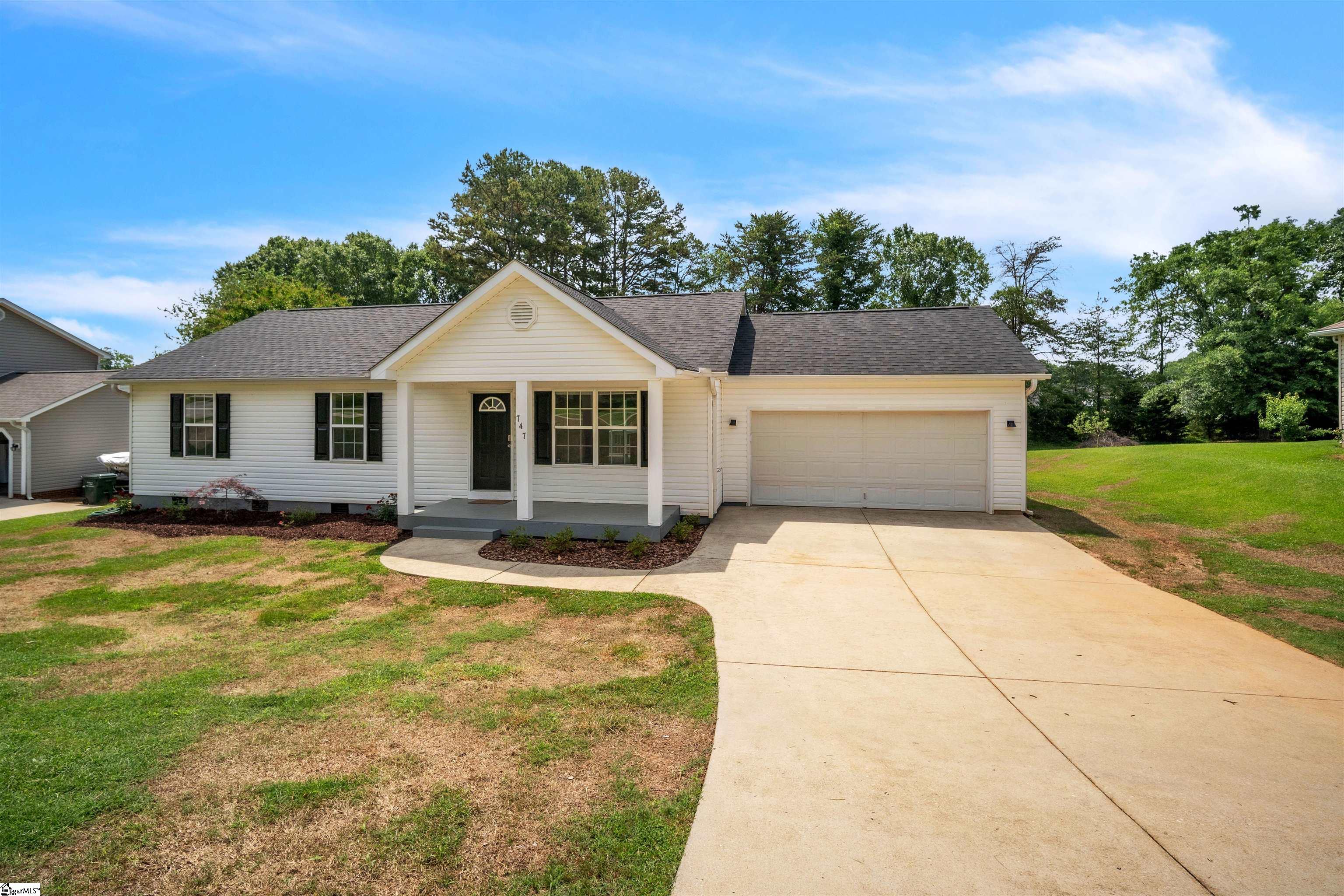 747 Laurel, Greer, South Carolina image 2