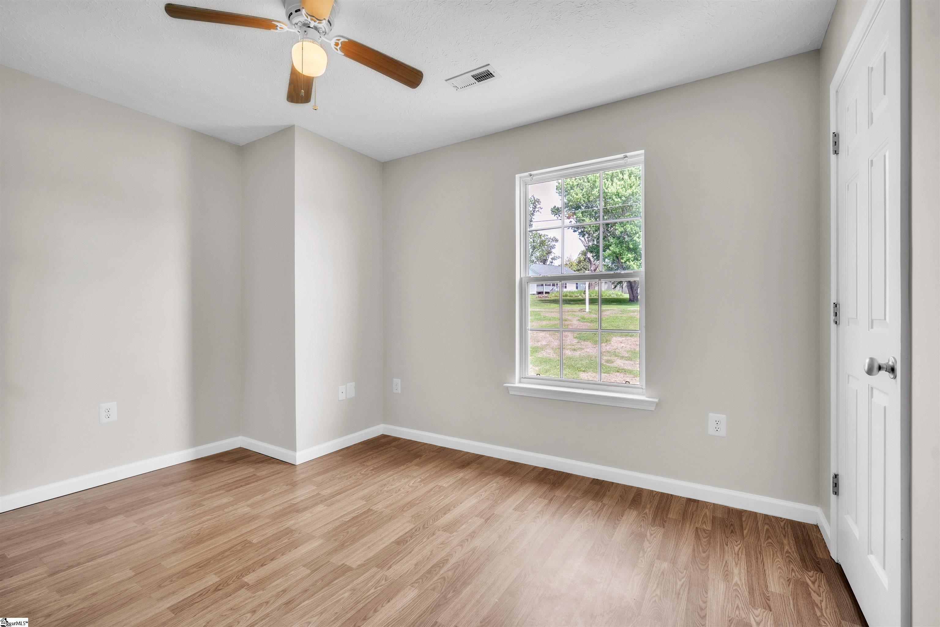 747 Laurel, Greer, South Carolina image 11