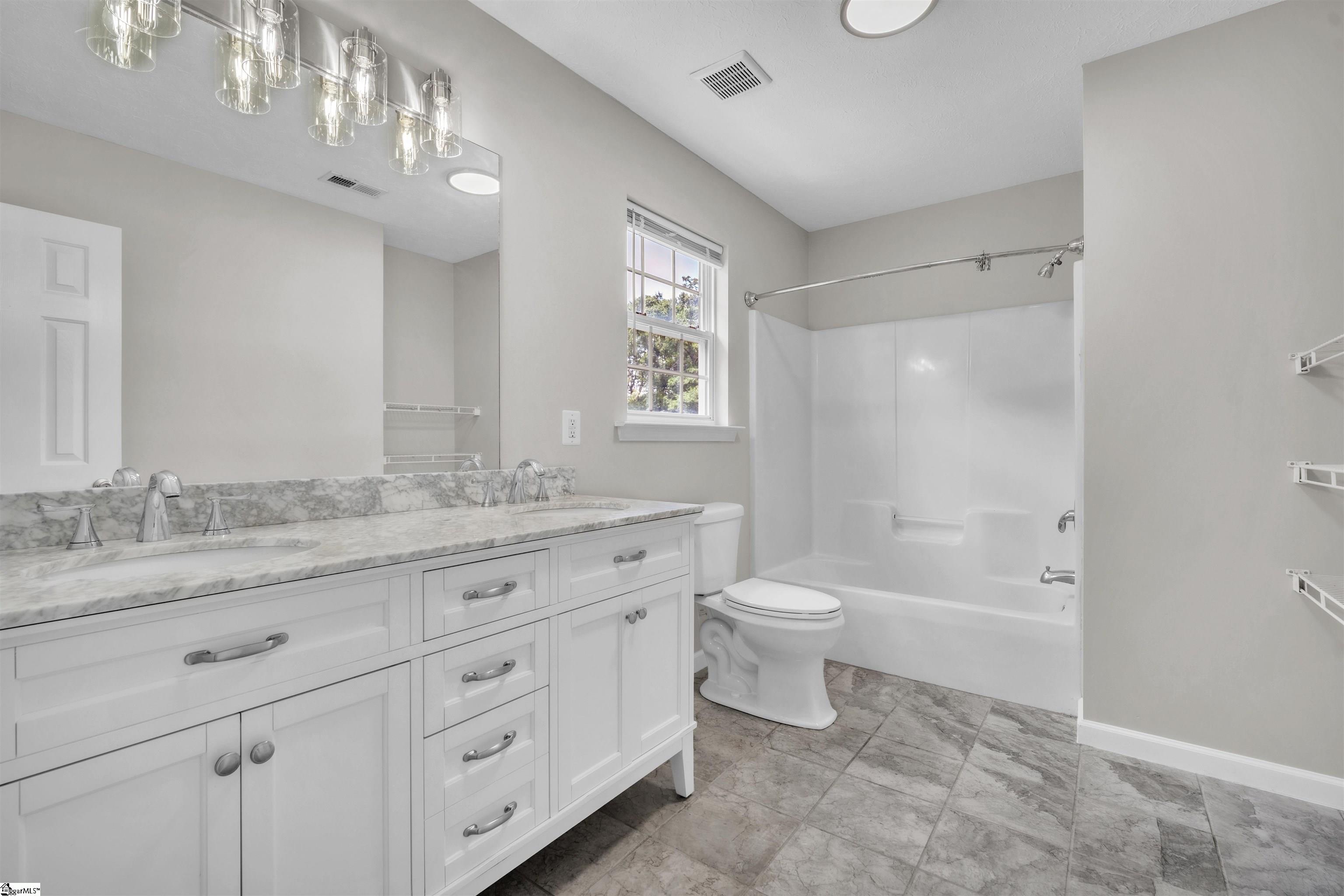 747 Laurel, Greer, South Carolina image 22