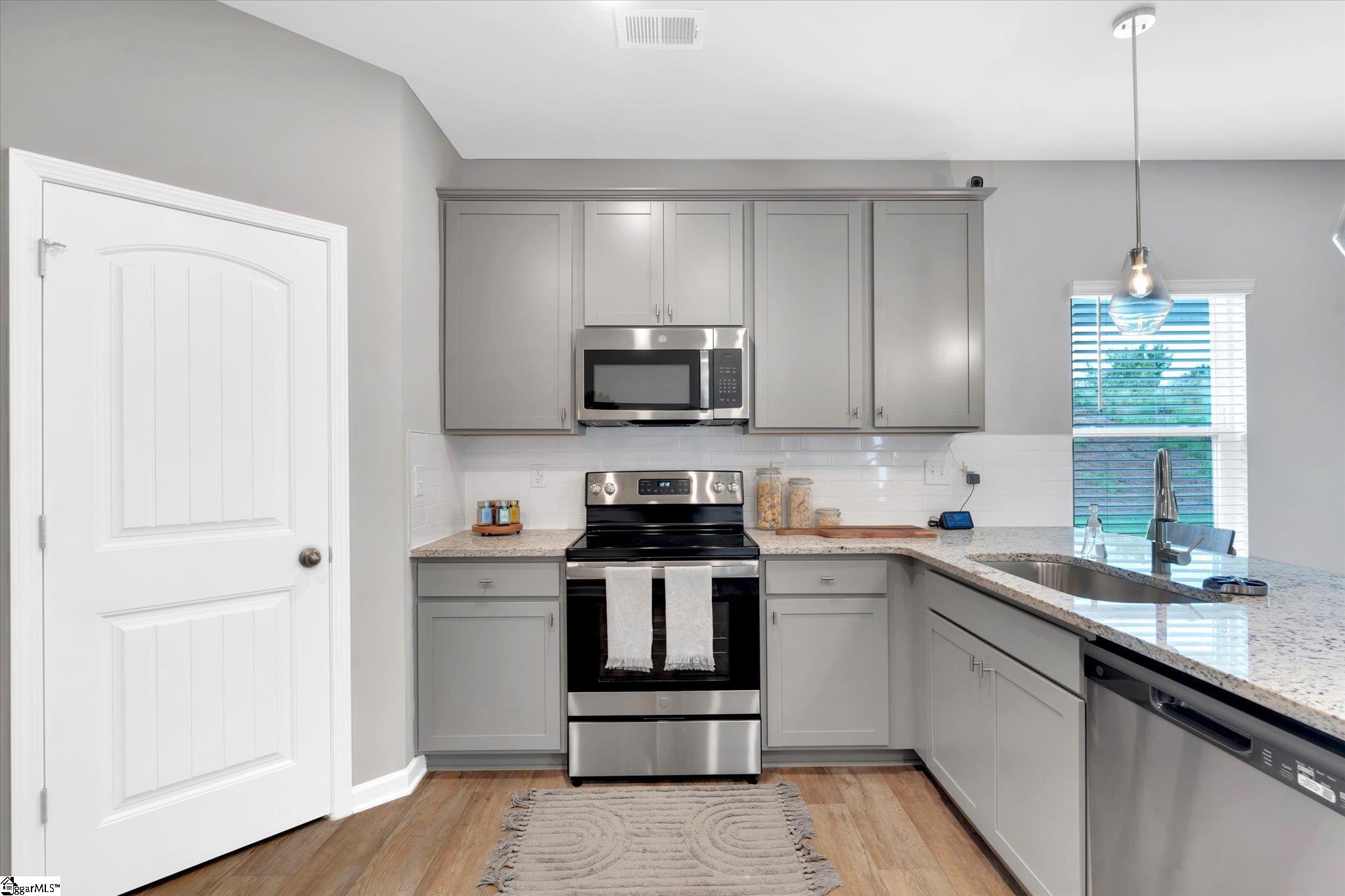 3020 Emberly, Roebuck, South Carolina image 10