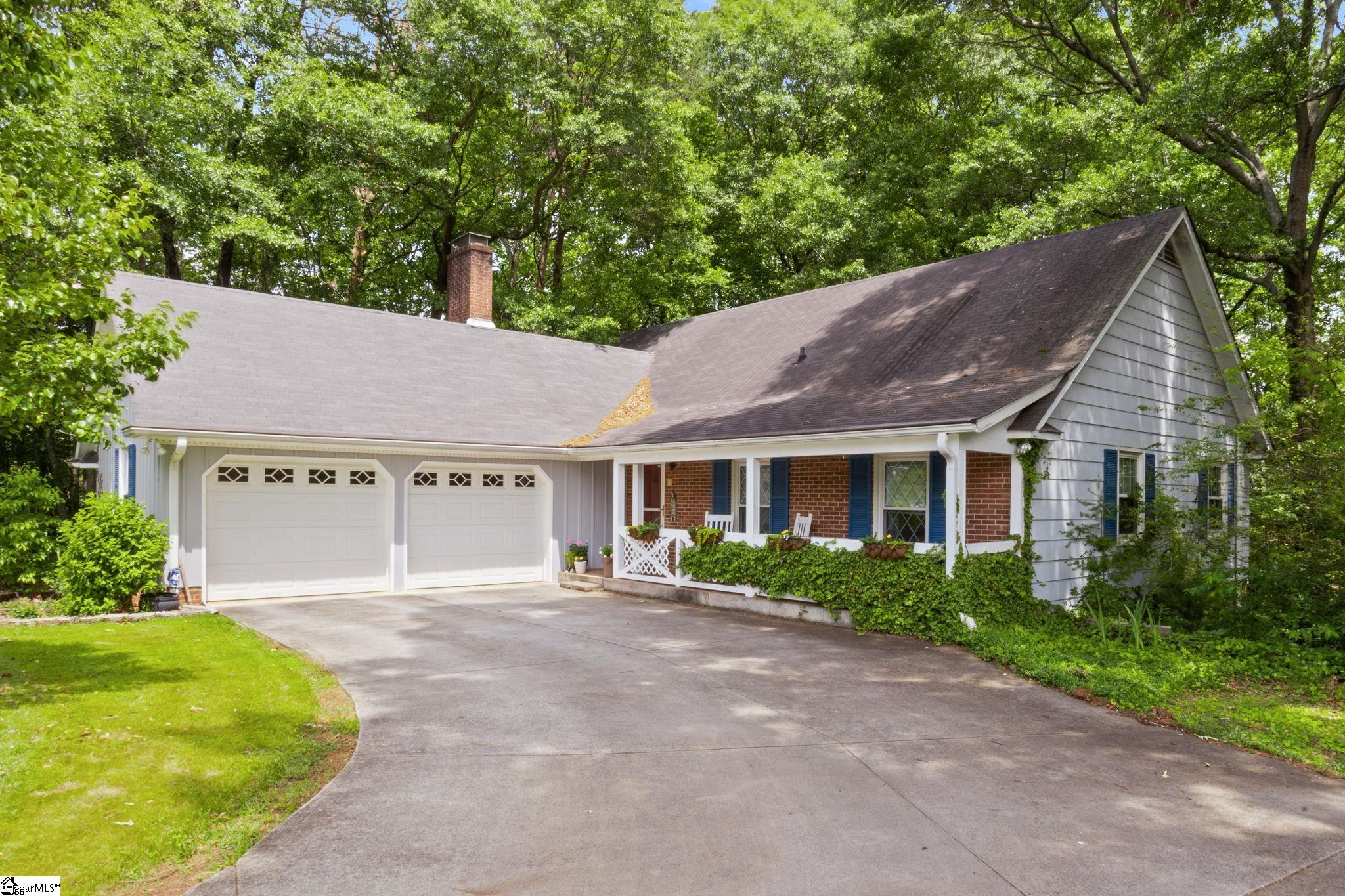 104 Woodvale, Greer, South Carolina image 2