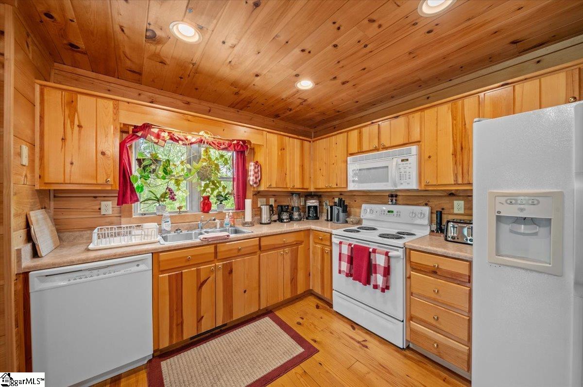 775 Buck Creek, Chesnee, South Carolina image 11