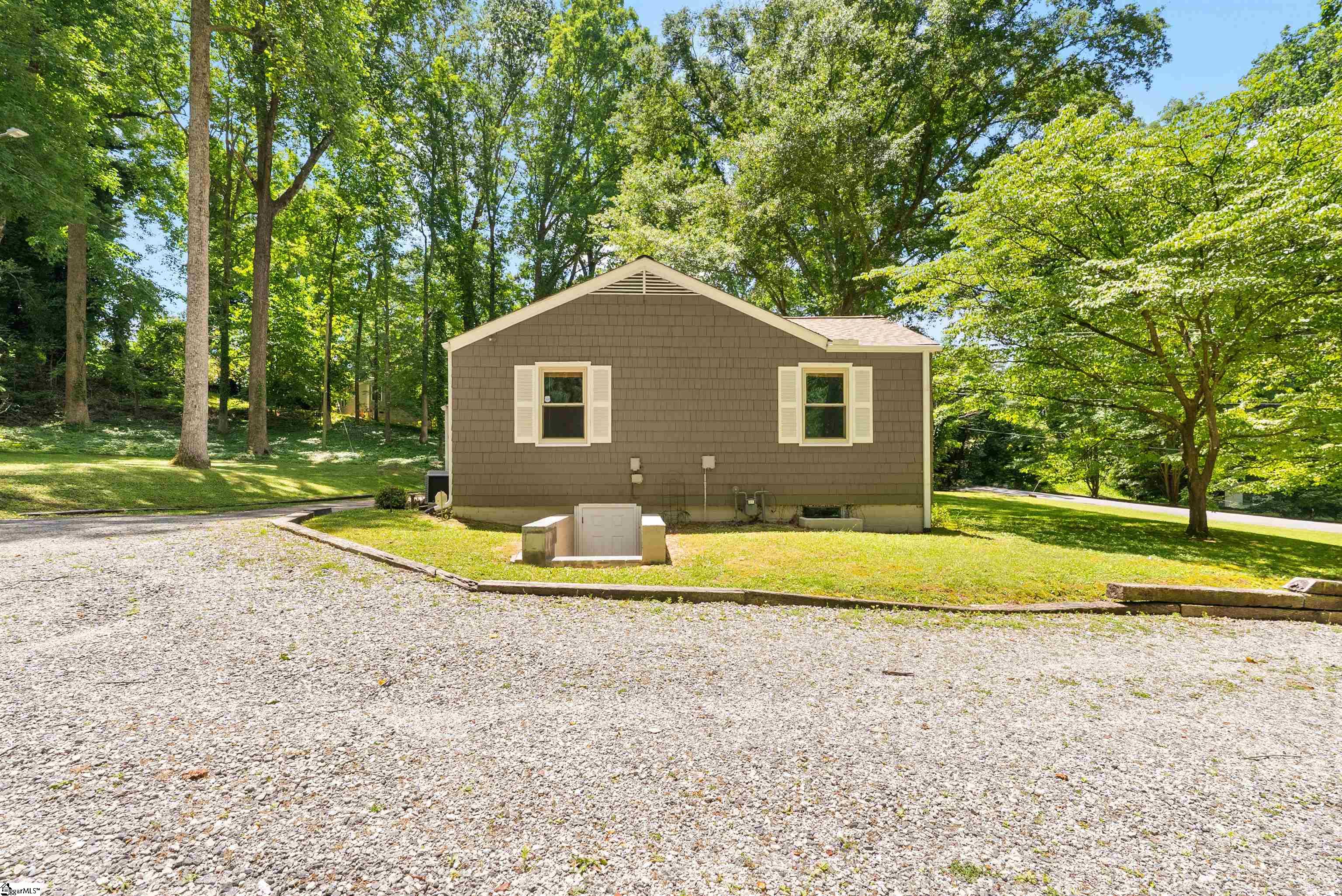 100 Maxwell, Spartanburg, South Carolina image 19