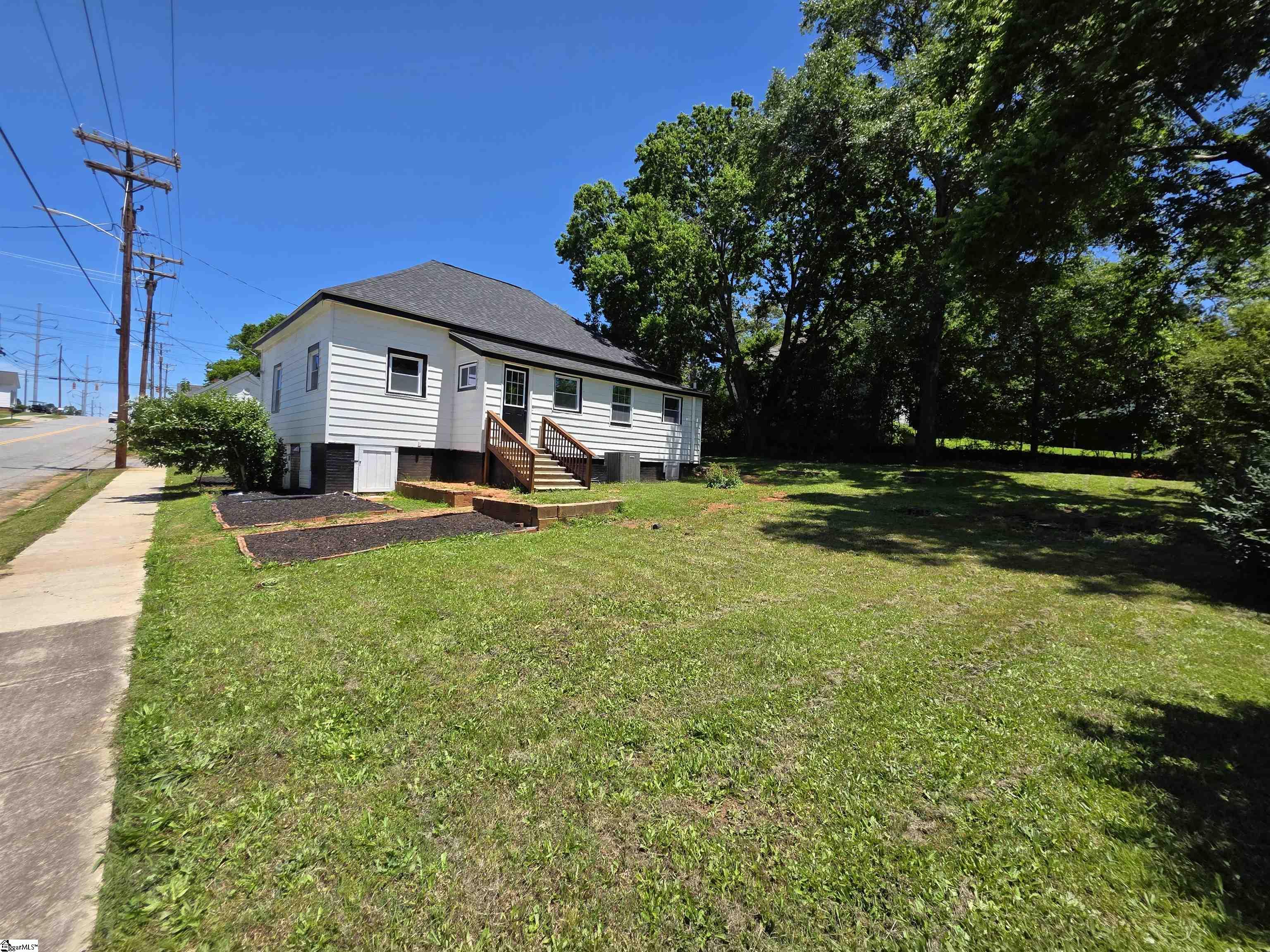 21 S Riegel, Ware Shoals, South Carolina image 2