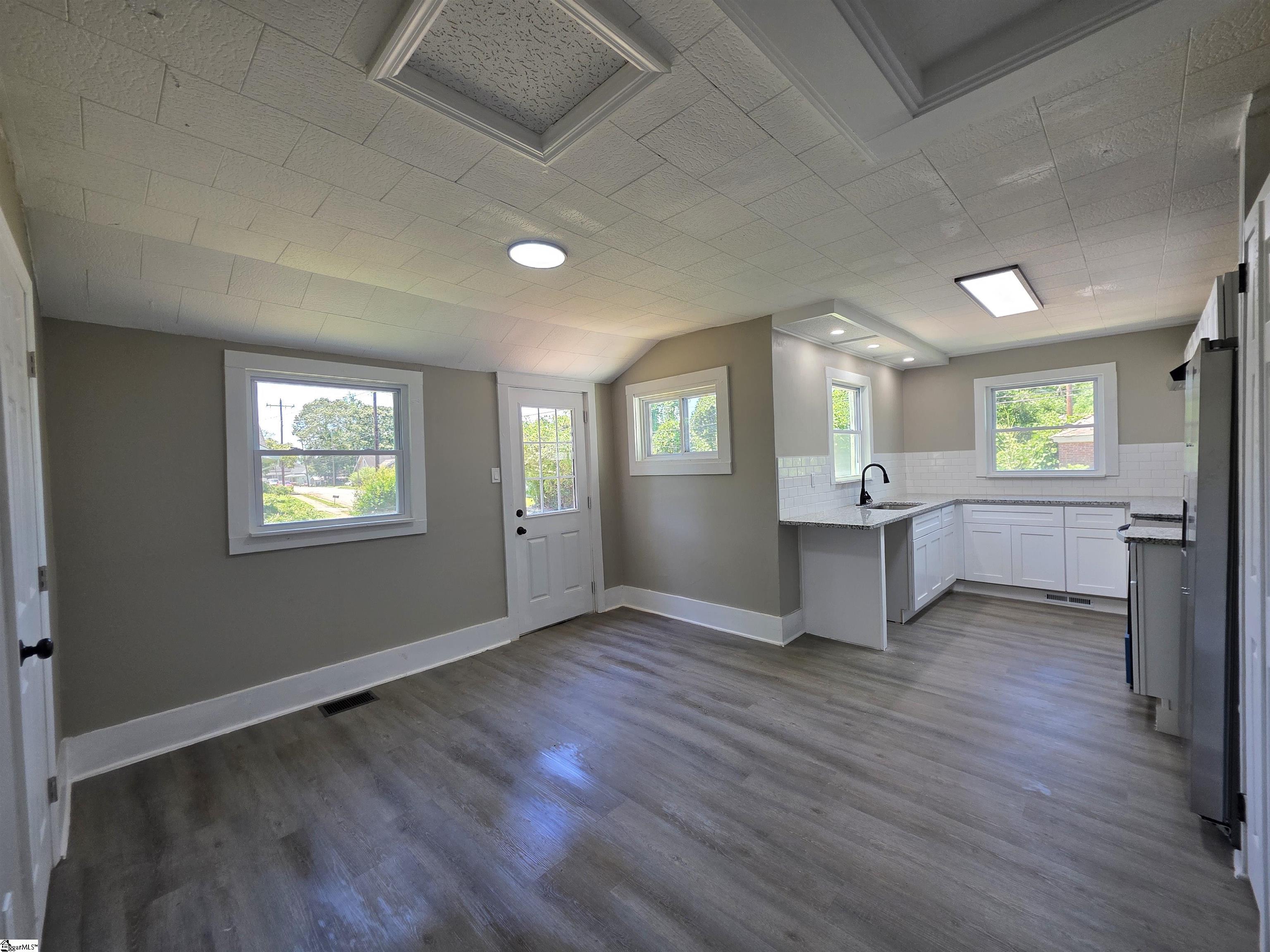 21 S Riegel, Ware Shoals, South Carolina image 4