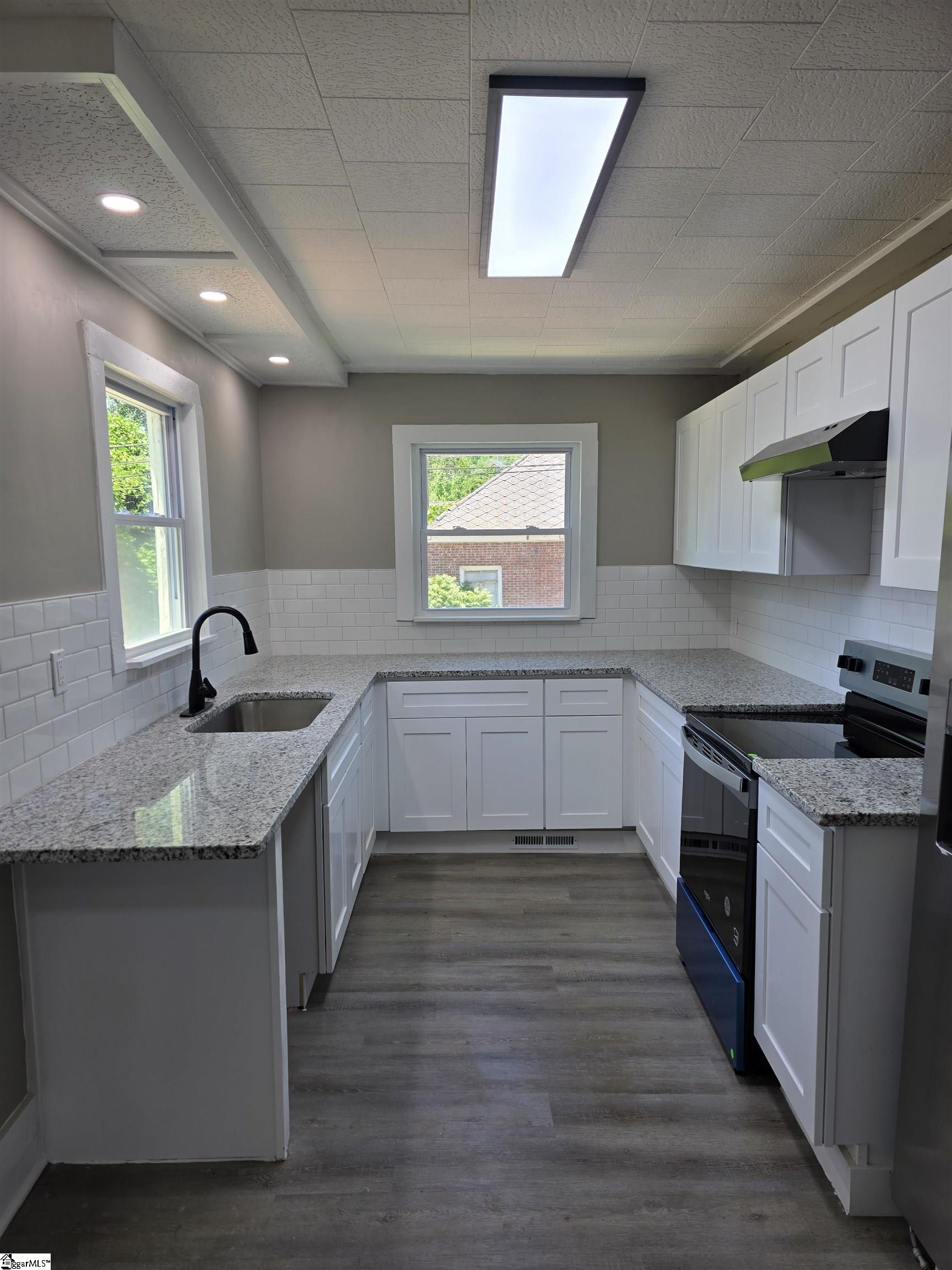 21 S Riegel, Ware Shoals, South Carolina image 6