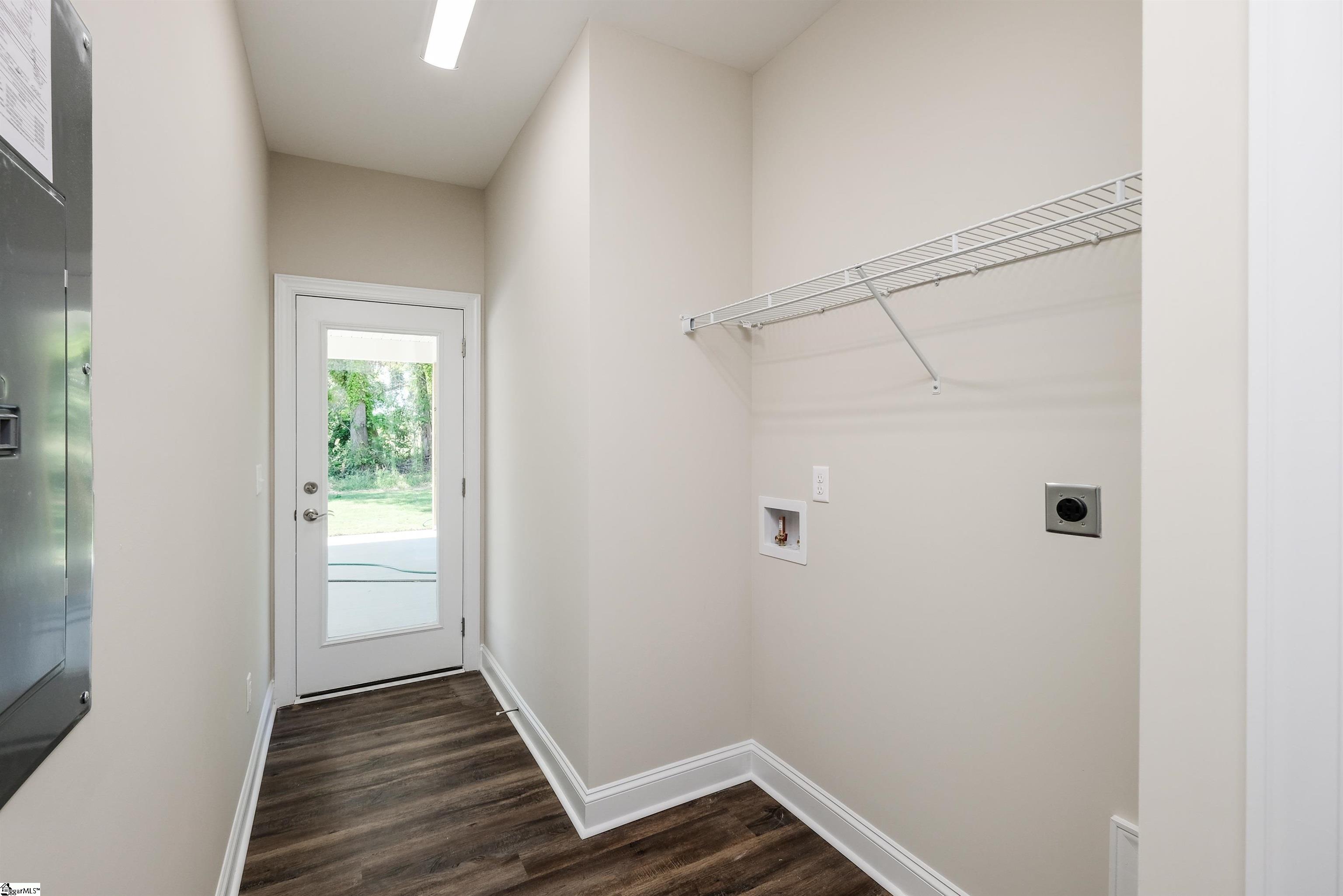 106 North, Belton, South Carolina image 20