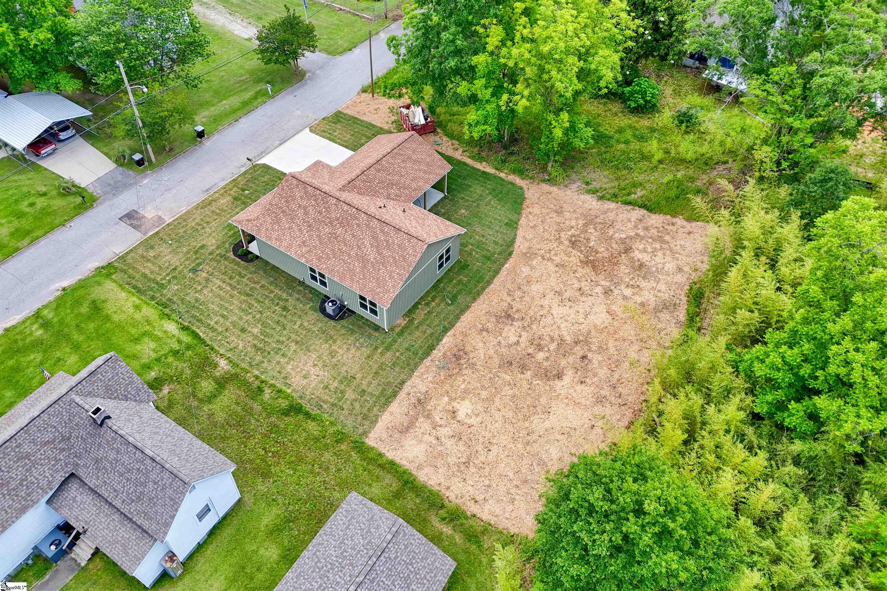 106 North, Belton, South Carolina image 36
